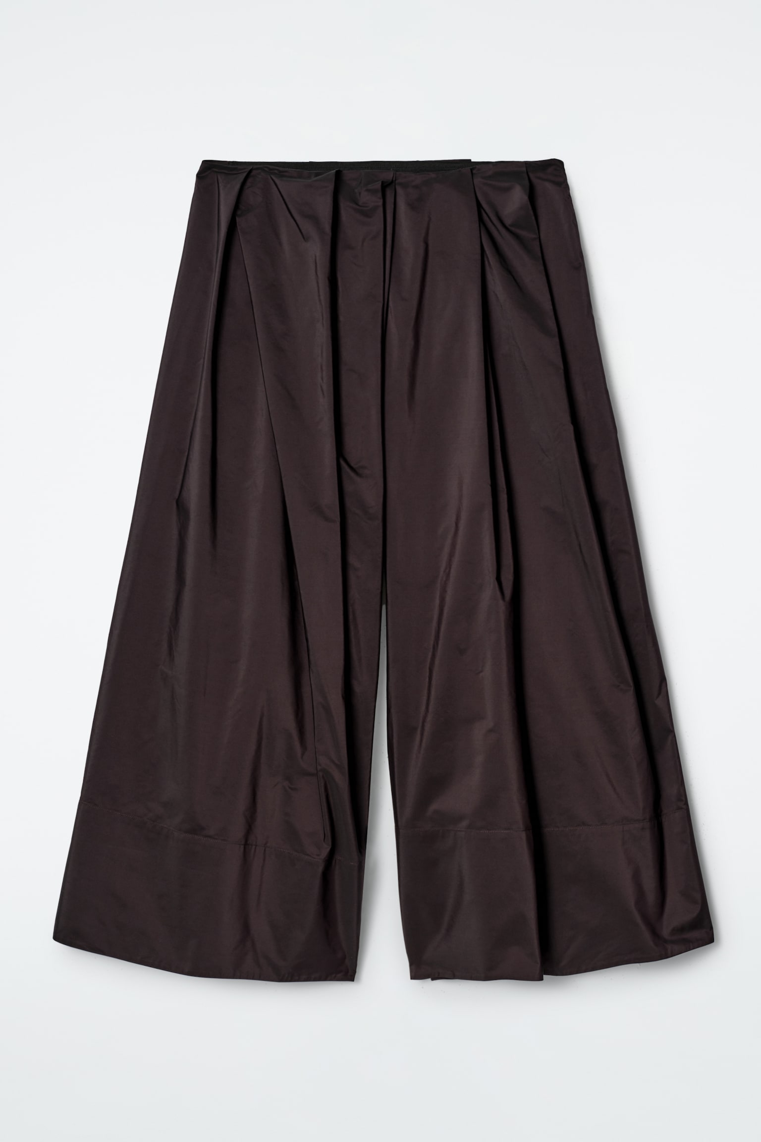 PANTALONES CULOTTE VOLUMINOSOS CON PINZAS - MARRÓN - 2