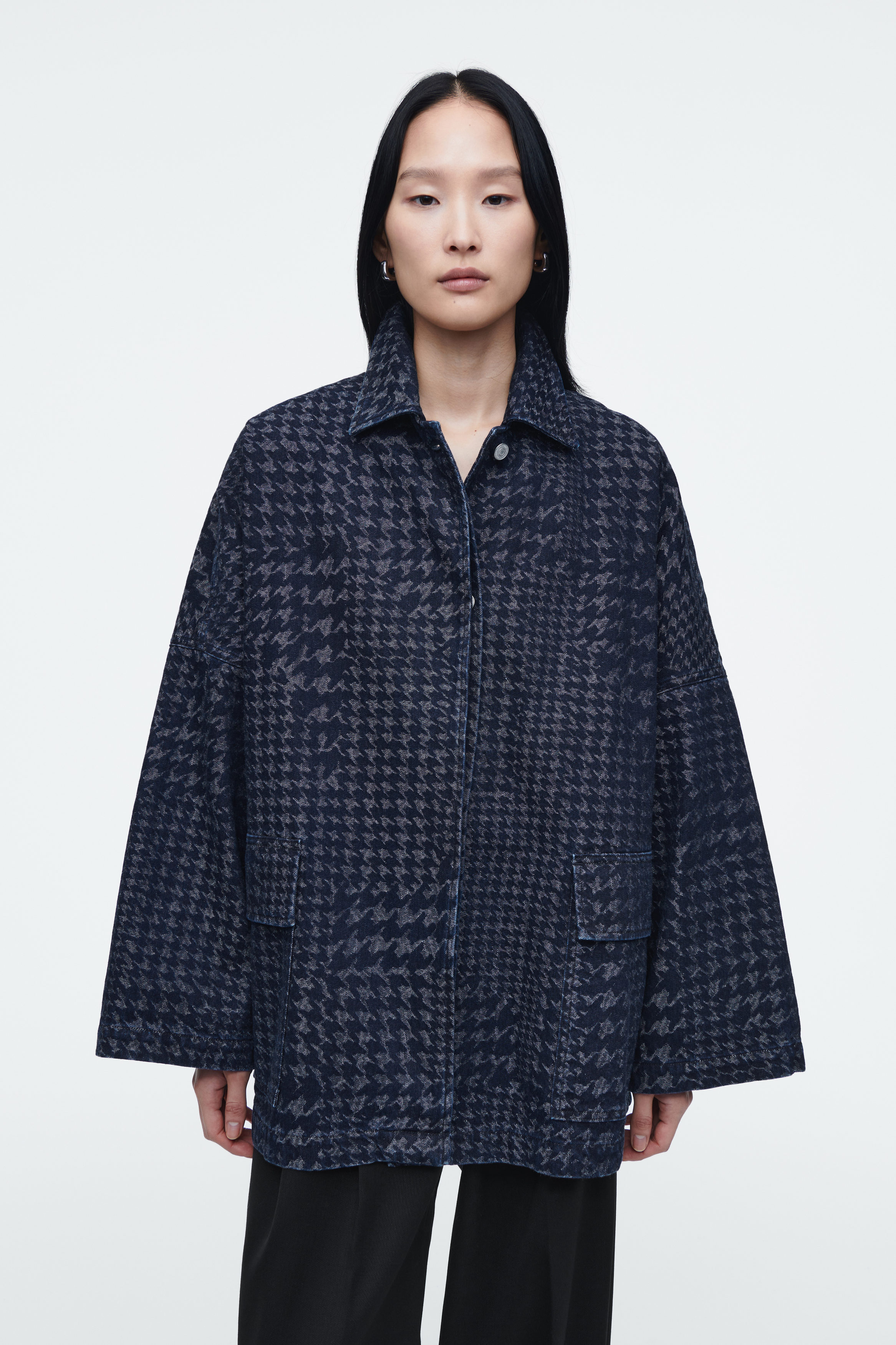 HOUNDSTOOTH-JACQUARD DENIM JACKET - BLUE | COS