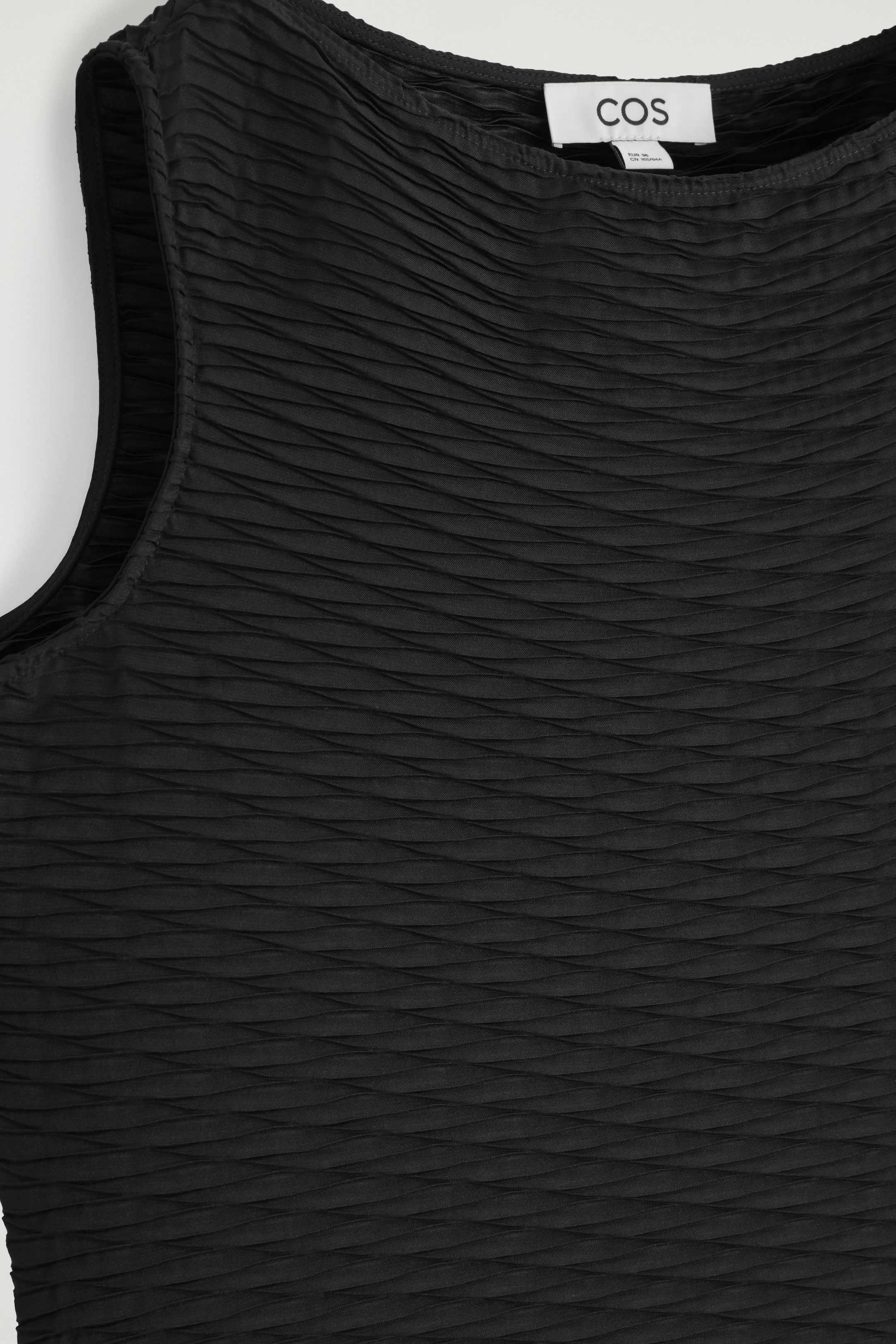 StillMedia/DescriptiveDetail