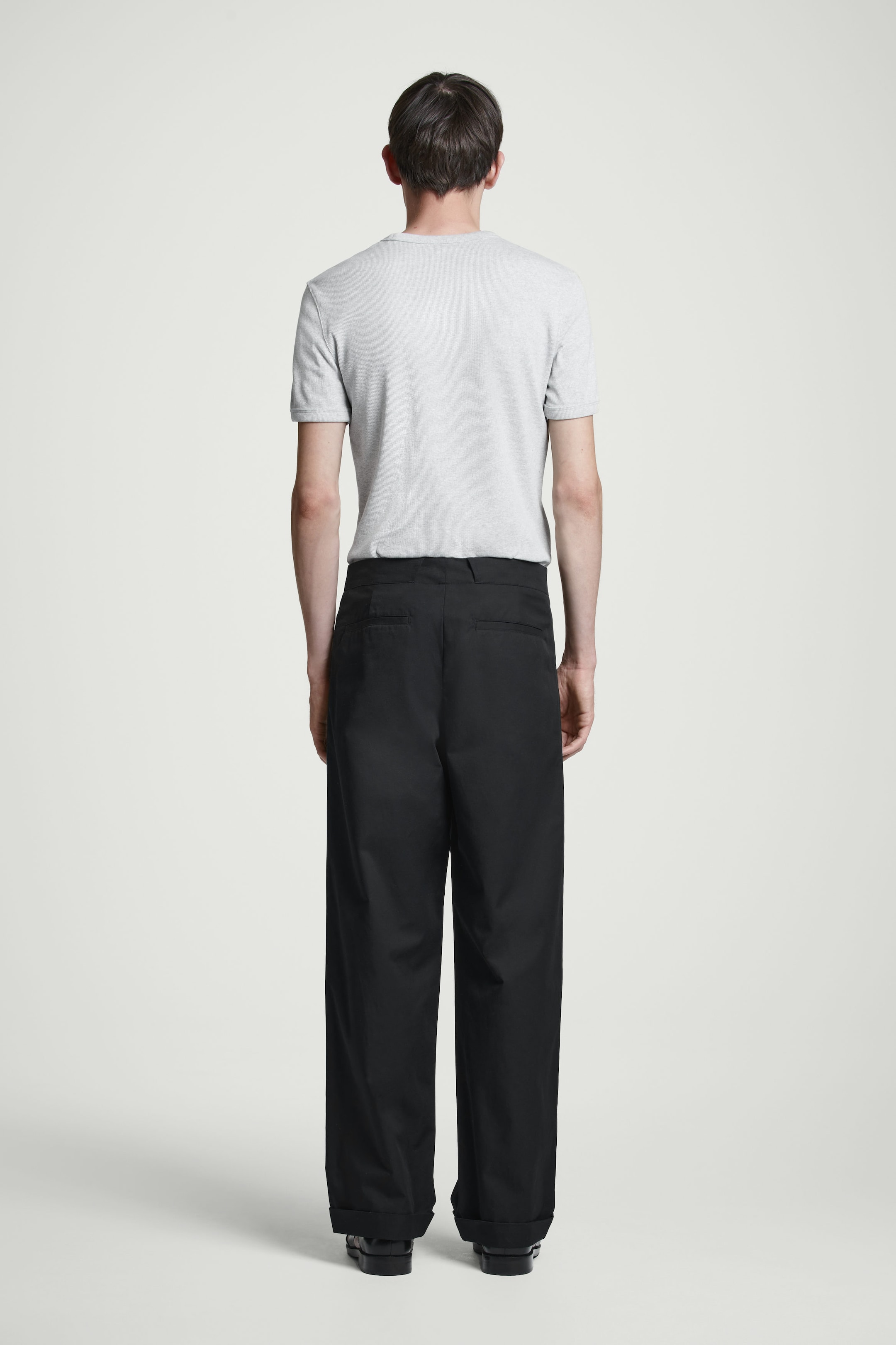 PANTALONI AFFUSOLATI CON RISVOLTO IN COTONE