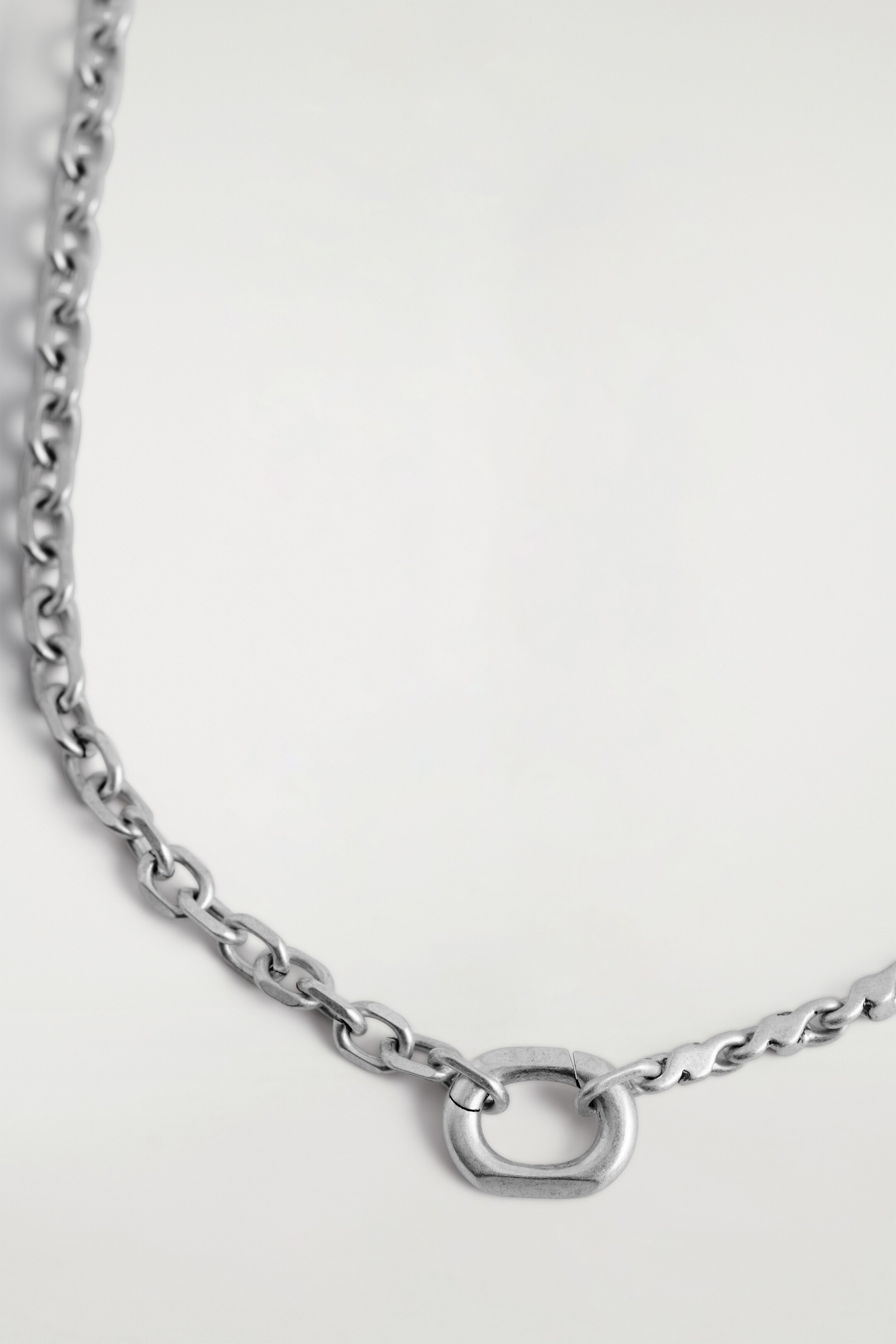 View larger image: FACETED CHAIN NECKLACE - SILVER - Men | H&M GB 4