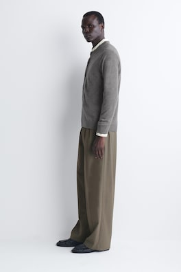 PURE CASHMERE CREW-NECK CARDIGAN — GRAY MÉLANGE 3