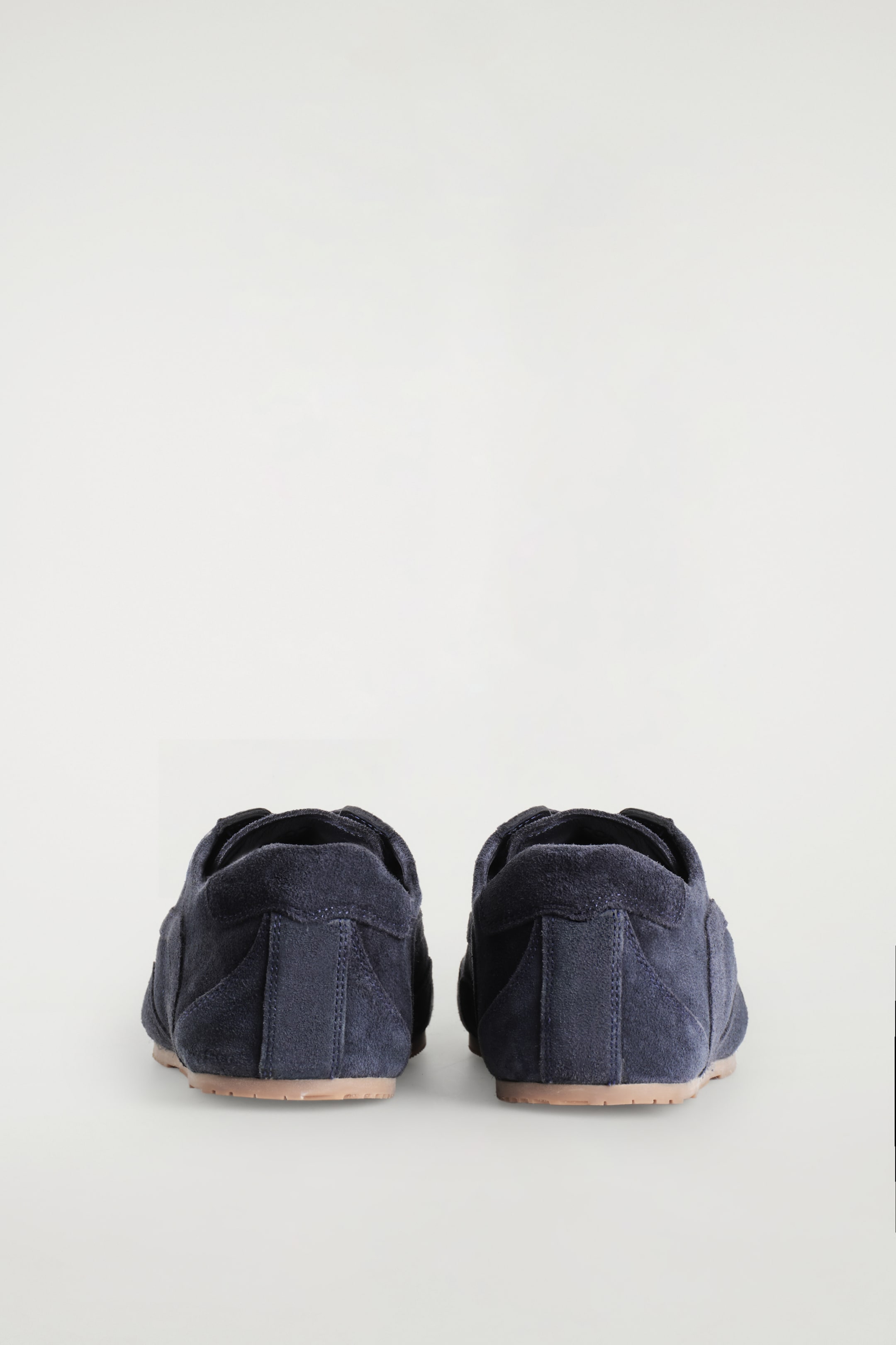 Visualizza immagine più grande: SNEAKERS MINIMAL IN PELLE SCAMOSCIATA - BLU ACCIAIO - UOMO | H&M IT 5
