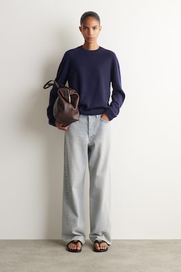 PURE CASHMERE CREW-NECK SWEATER — NAVY 2