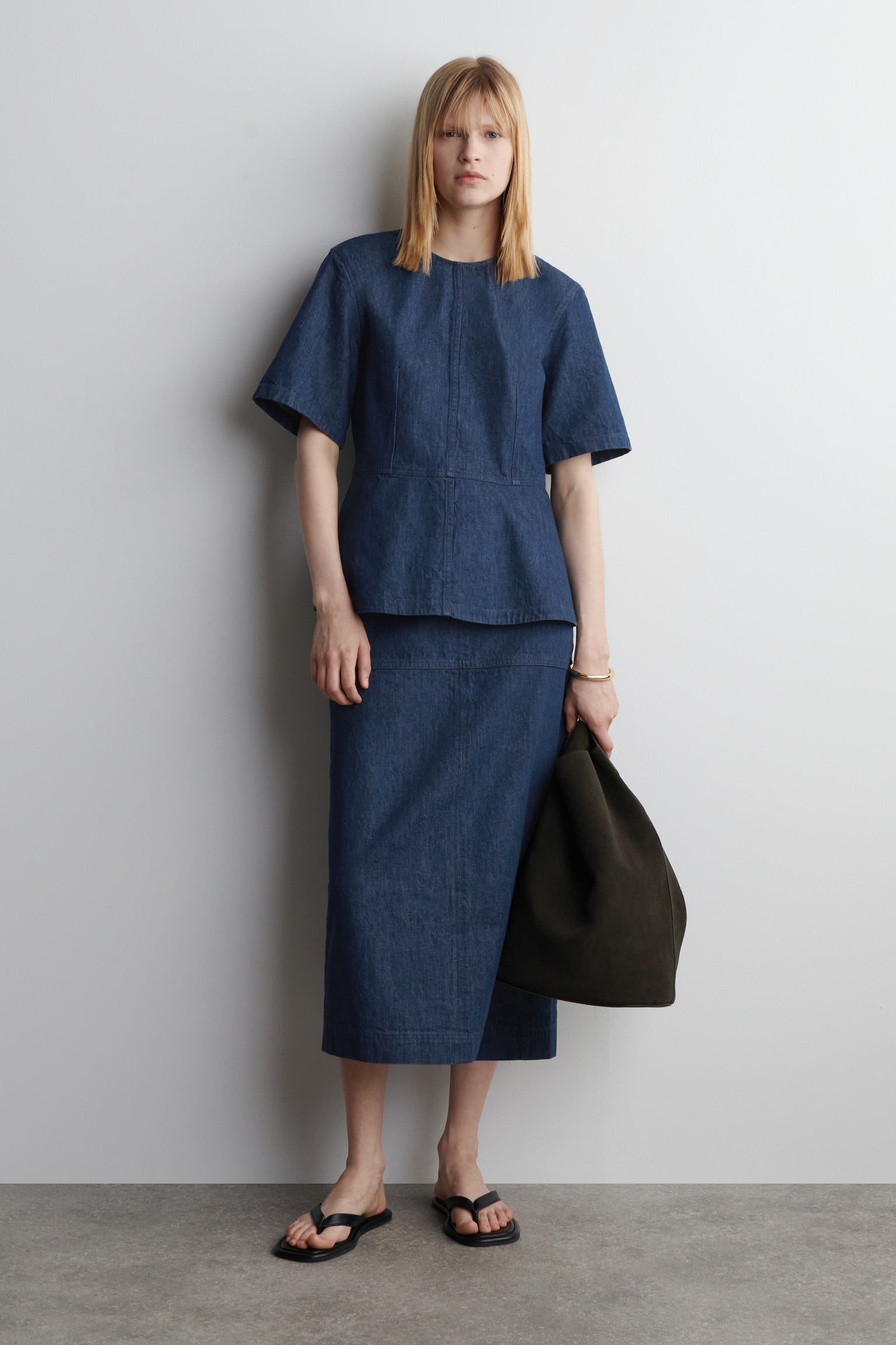 DENIM PENCIL SKIRT - INDIGO