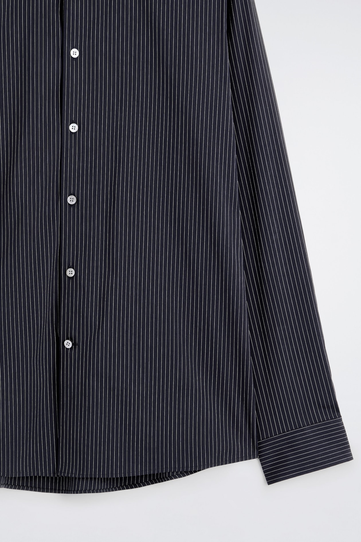 SLIM TAILORED COTTON-POPLIN SHIRT — NAVY / PINSTRIPED