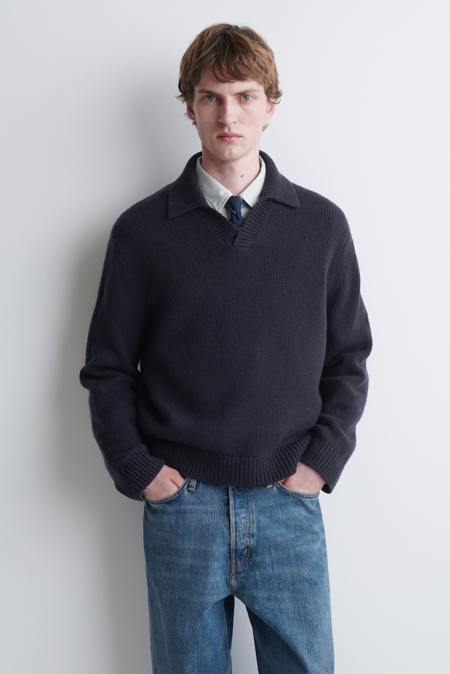 CHUNKY CASHMERE POLO SWEATER — NAVY