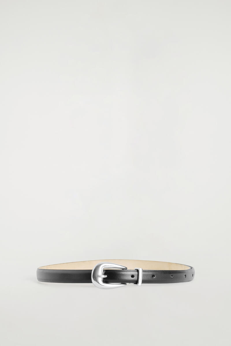 Sculpted-Buckle Leather Belt
