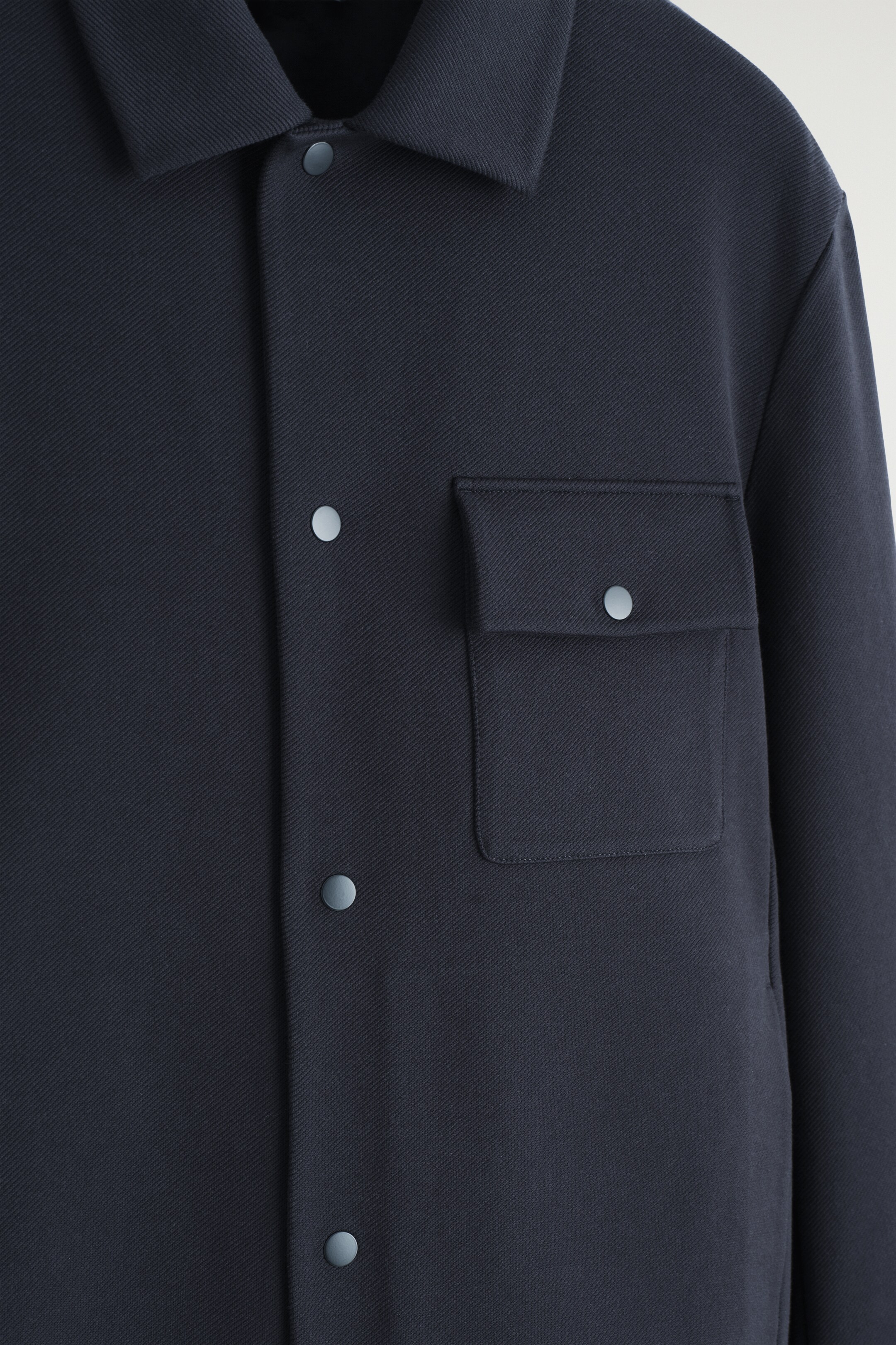 Größeres Bild ansehen: HEMDJACKE AUS JERSEY-TWILL - NAVYBLAU - Men | H&M DE 7