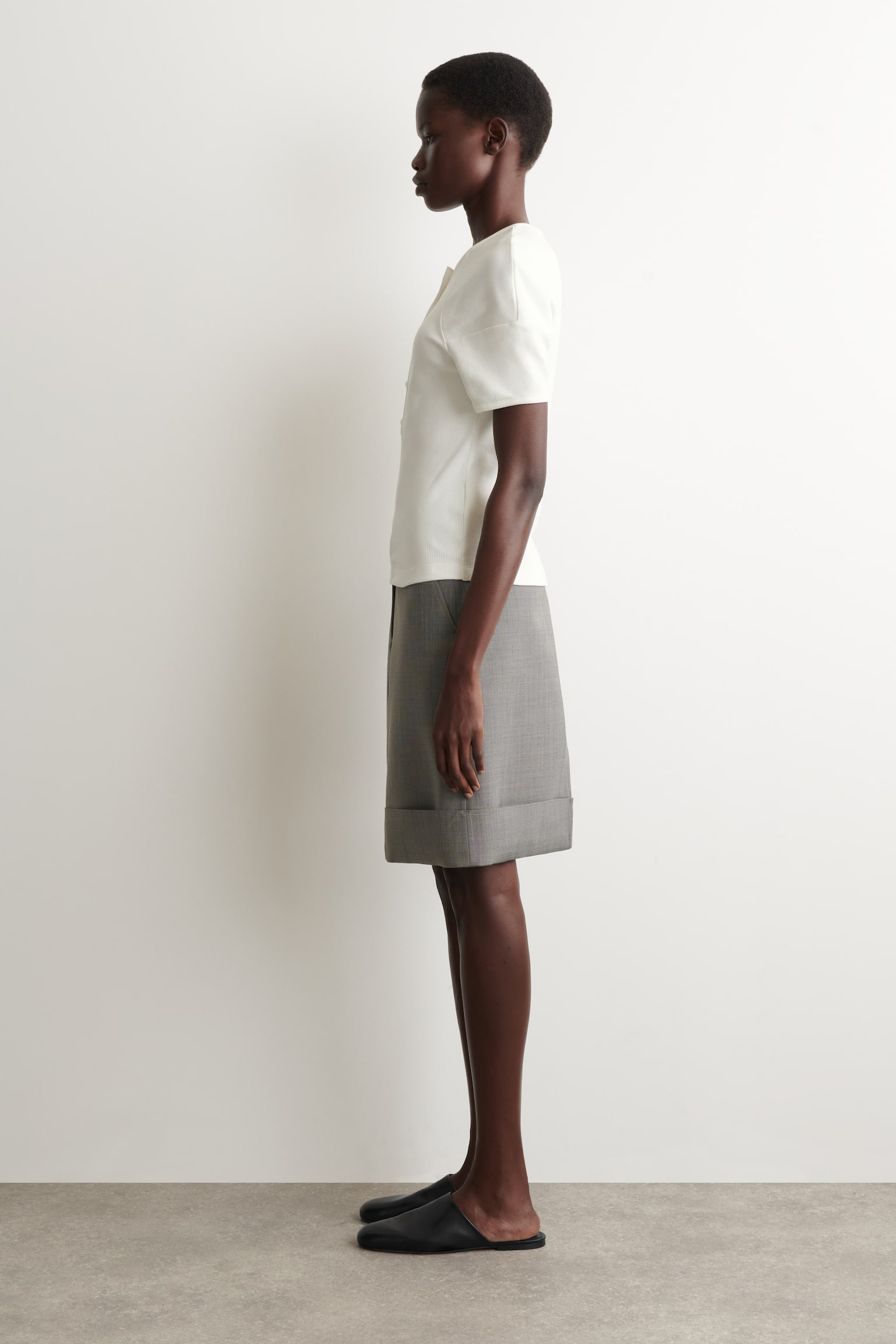 ТОП ХЕНЛИ ОТ РИБАНО ДЖЪРСИ С ОКРЪГЛЕНО ДЕКОЛТЕ - БЯЛО/ТЪМНОСИН - 5