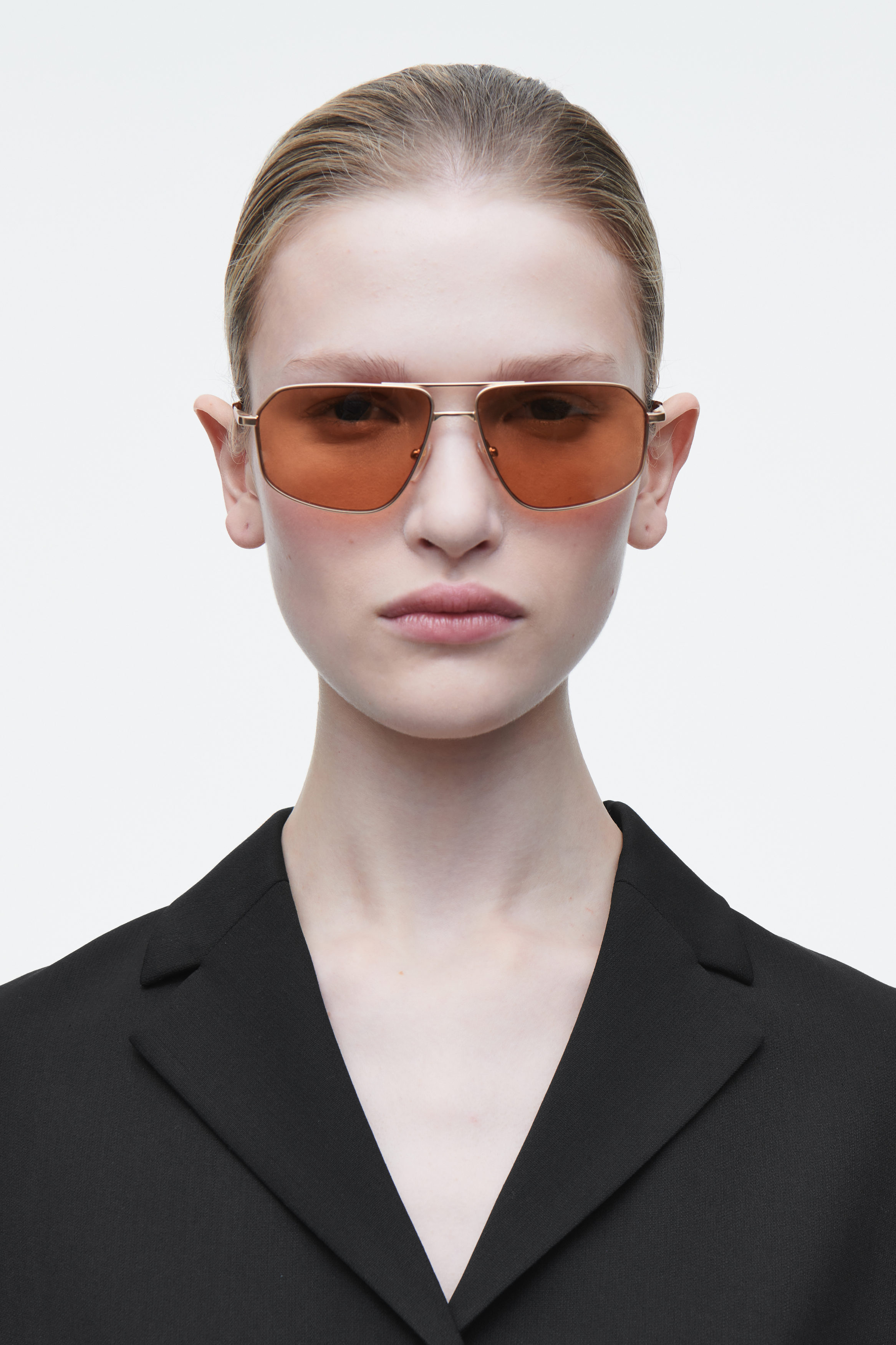 【A_cosme】 VISTA SUNGLASSES - AVIATOR - AMBER / GOLD | COS