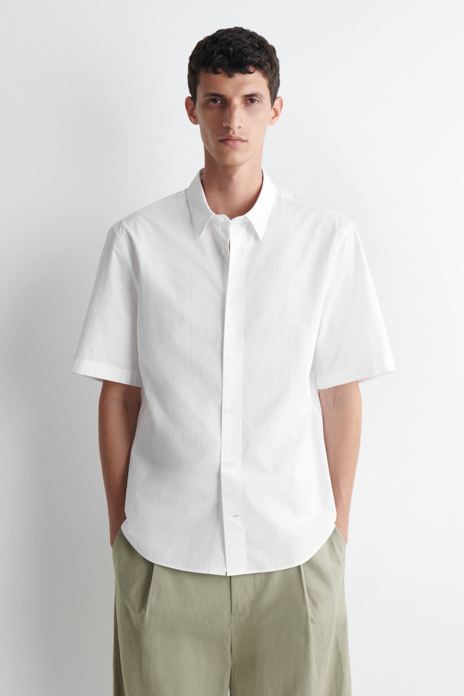 CHEMISE À MANCHES COURTES DÉCONTRACTÉE EN COTON - BLANC/BLEU CIEL - 1