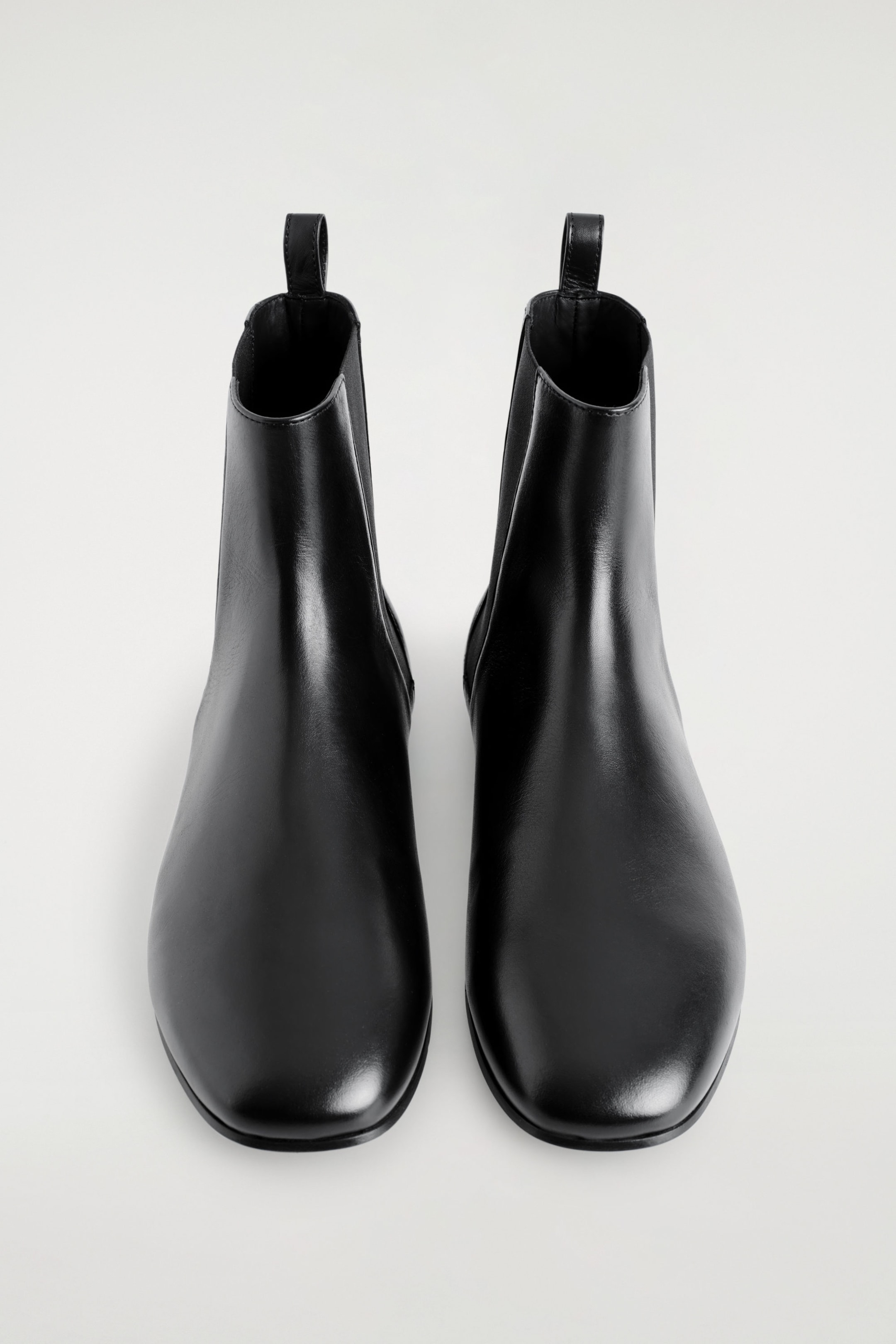 STIVALI SLIM IN PELLE