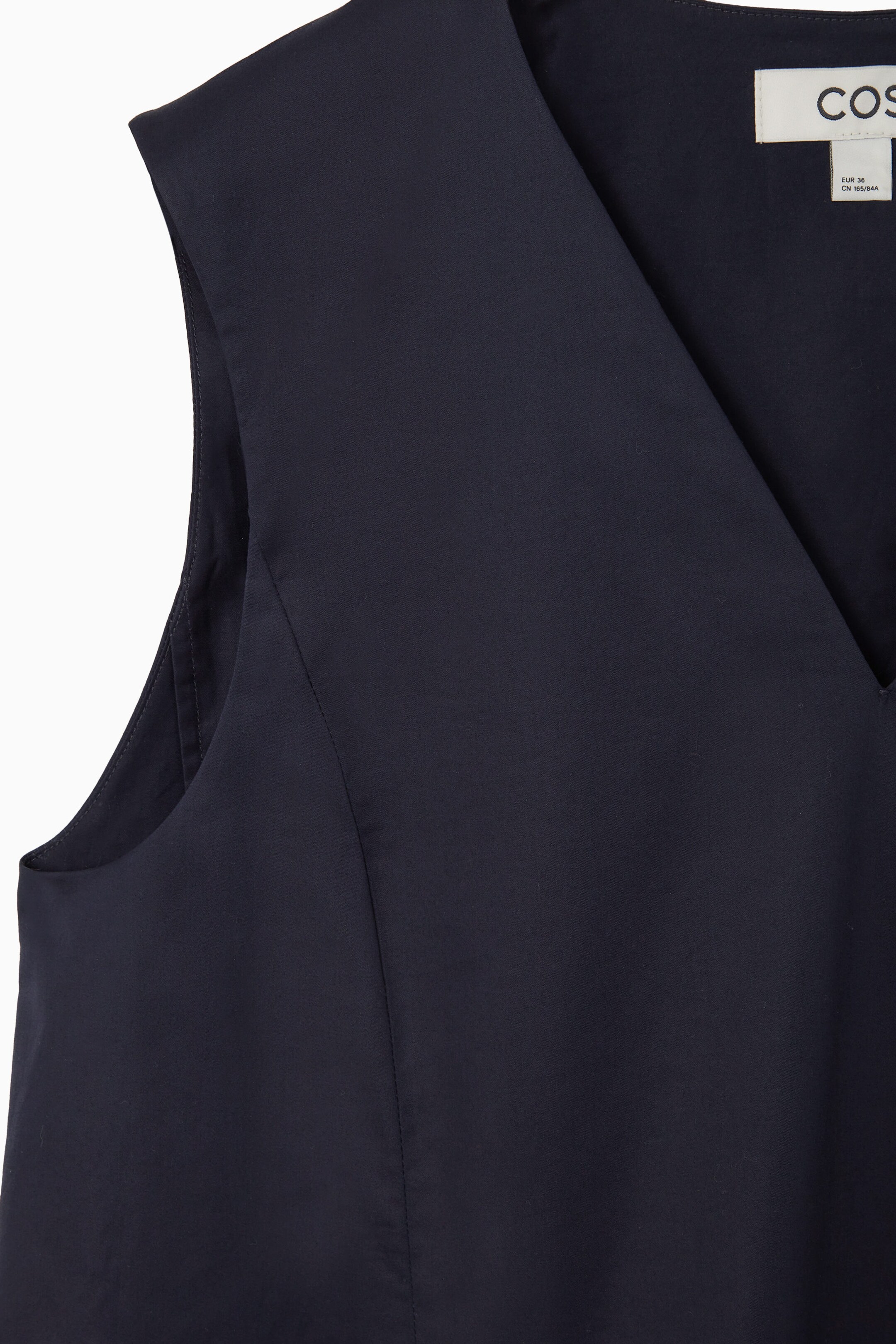 StillMedia/DescriptiveDetail