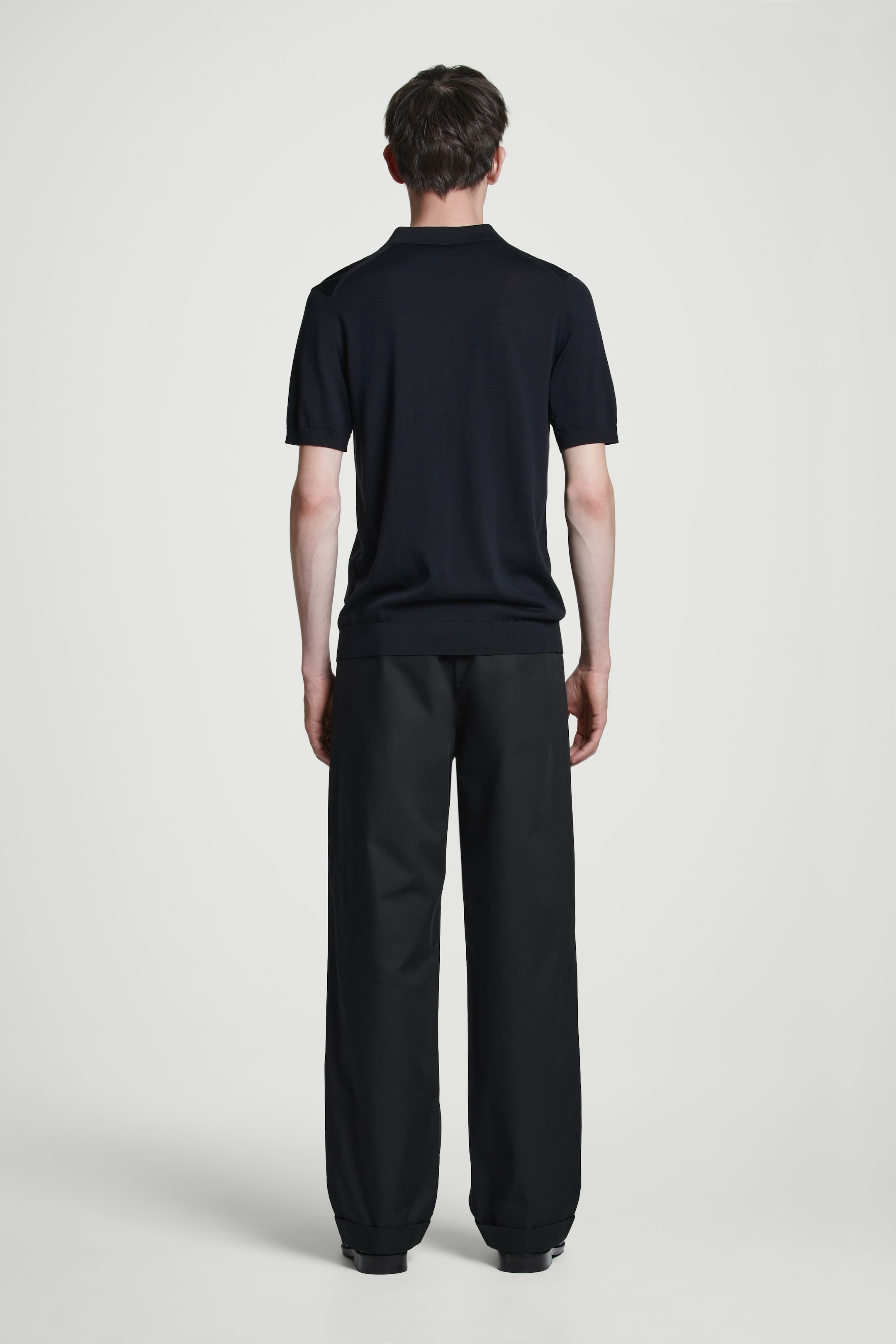 View larger image: SLIM KNITTED SILK POLO SHIRT - NAVY - Men | H&M GB 5