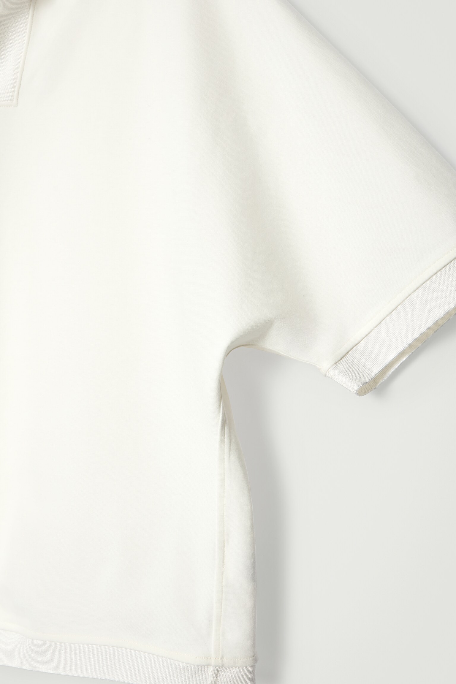 POLO DE ALGODÓN MERCERIZADO CON CUELLO ABIERTO - BLANCO/AZUL MARINO - 4