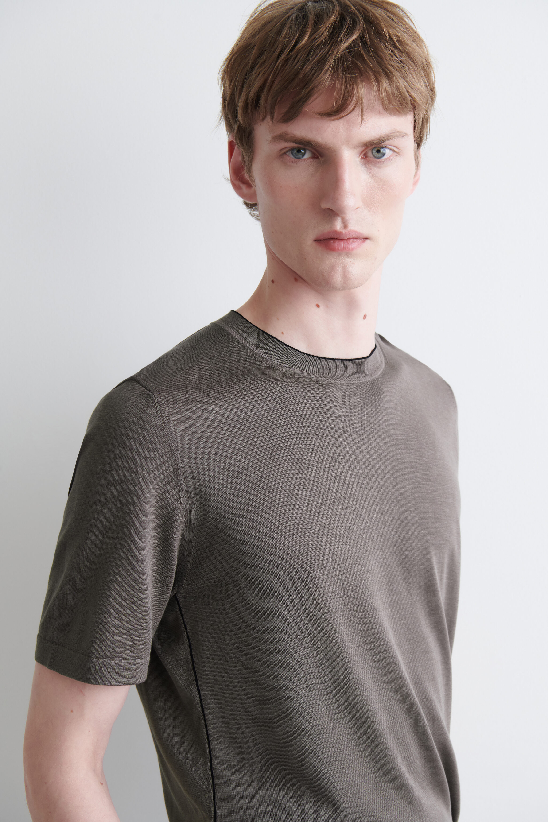 CONTRAST-TIPPED SILK-COTTON T-SHIRT - thumbnail 10