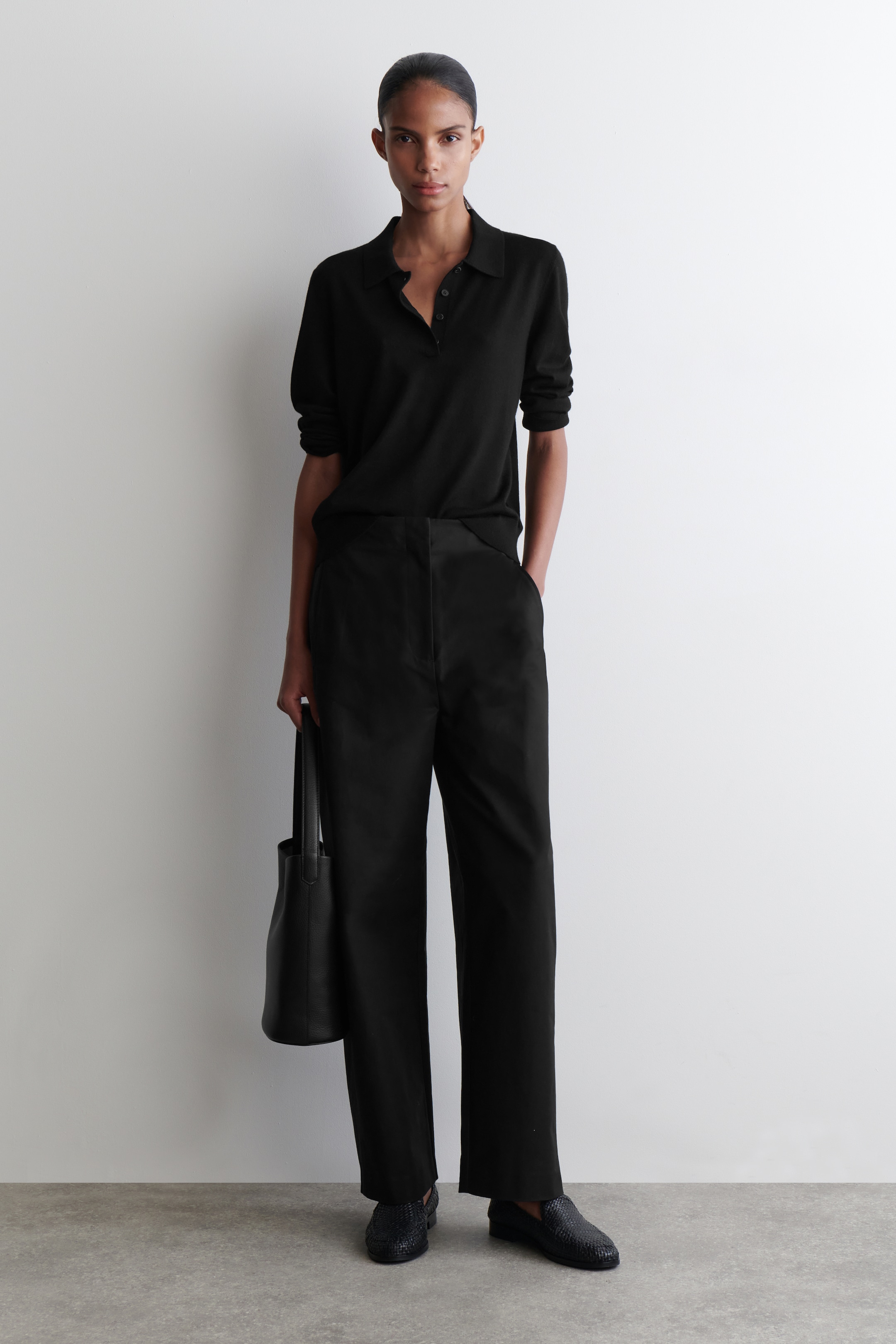 Ingrandisci l'immagine: PIMA COTTON BARREL-LEG TROUSERS - BLACK - DONNA | H&M CH 1