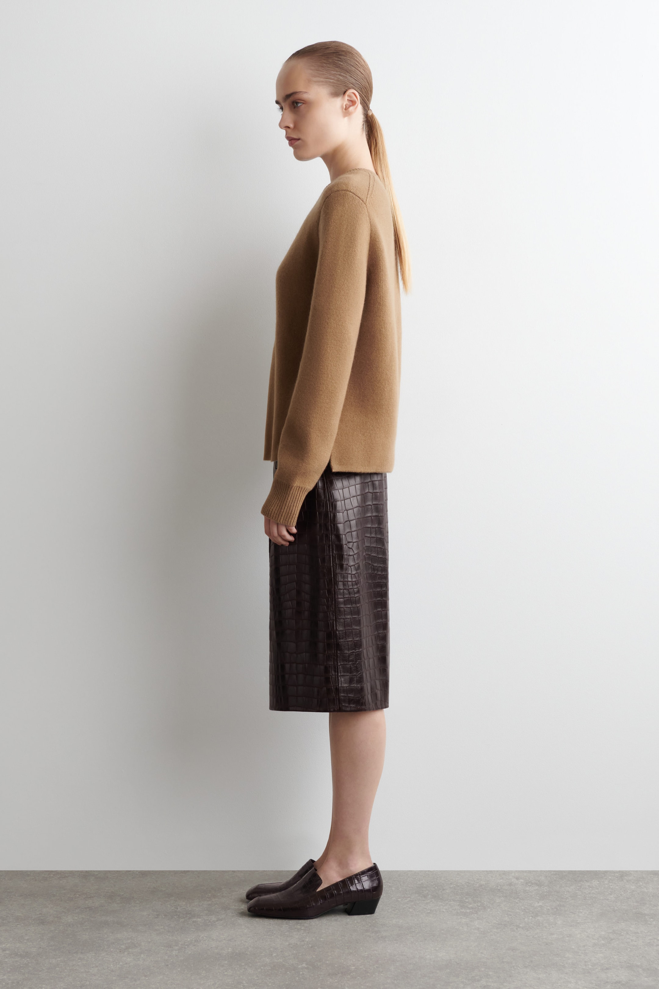 MERINO WOOL CREW-NECK SWEATER