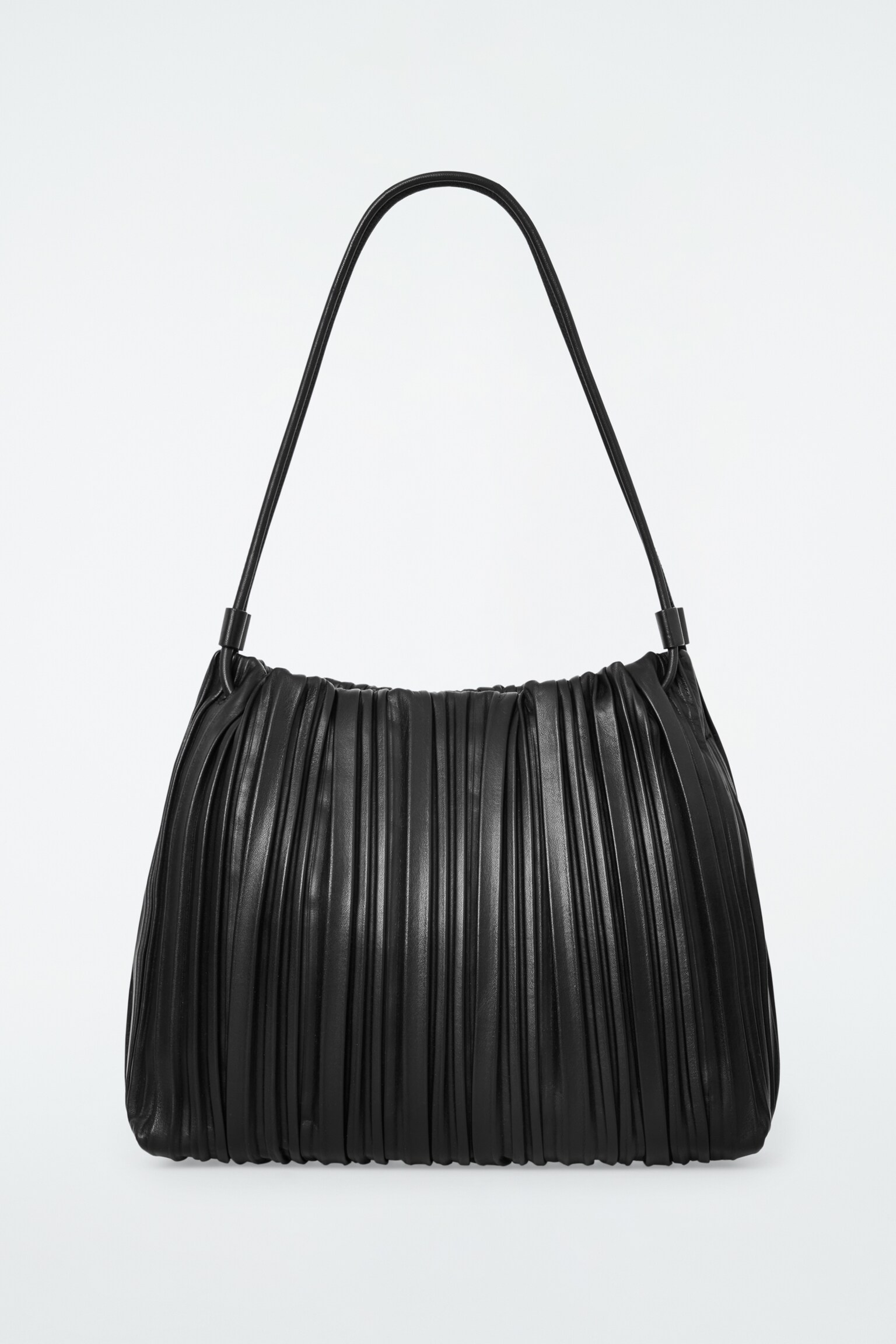 SCALLOP TOTE - LEATHER - BLACK