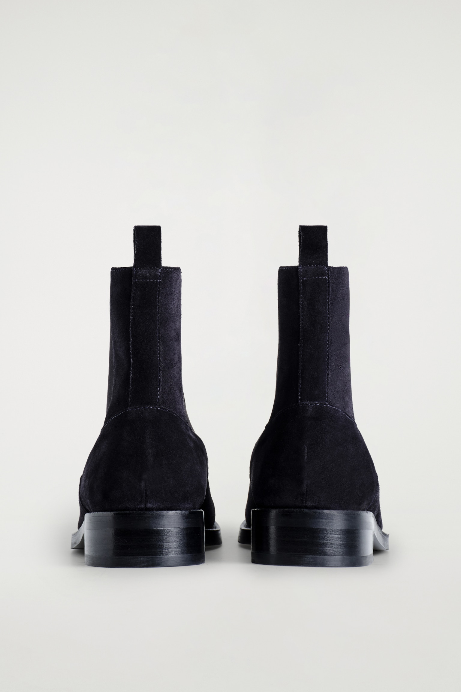 SQUARE-TOE LEATHER CHELSEA BOOTS - NAVY/BLACK - 4