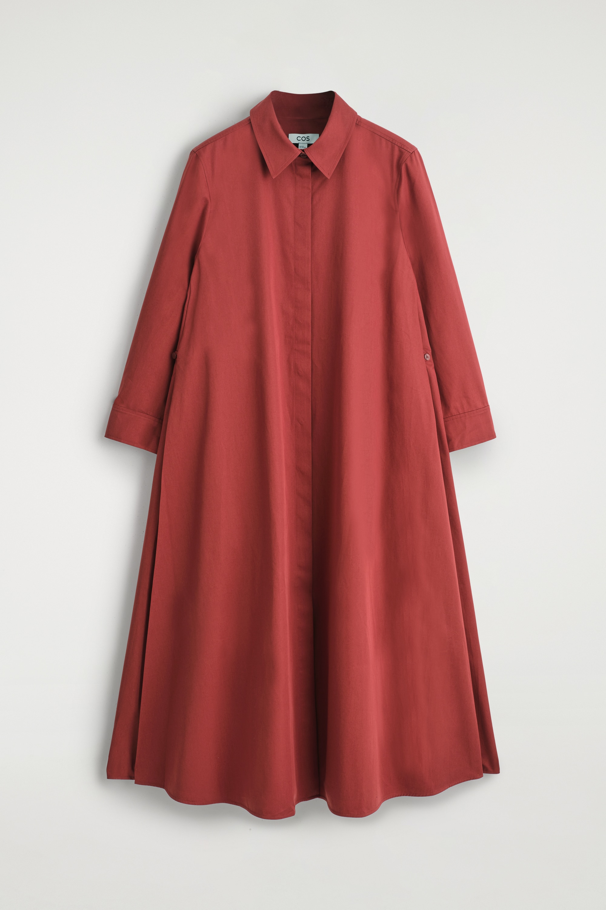 VOLUMINÖSES HEMDKLEID IN MAXILÄNGE - ROSTBRAUN