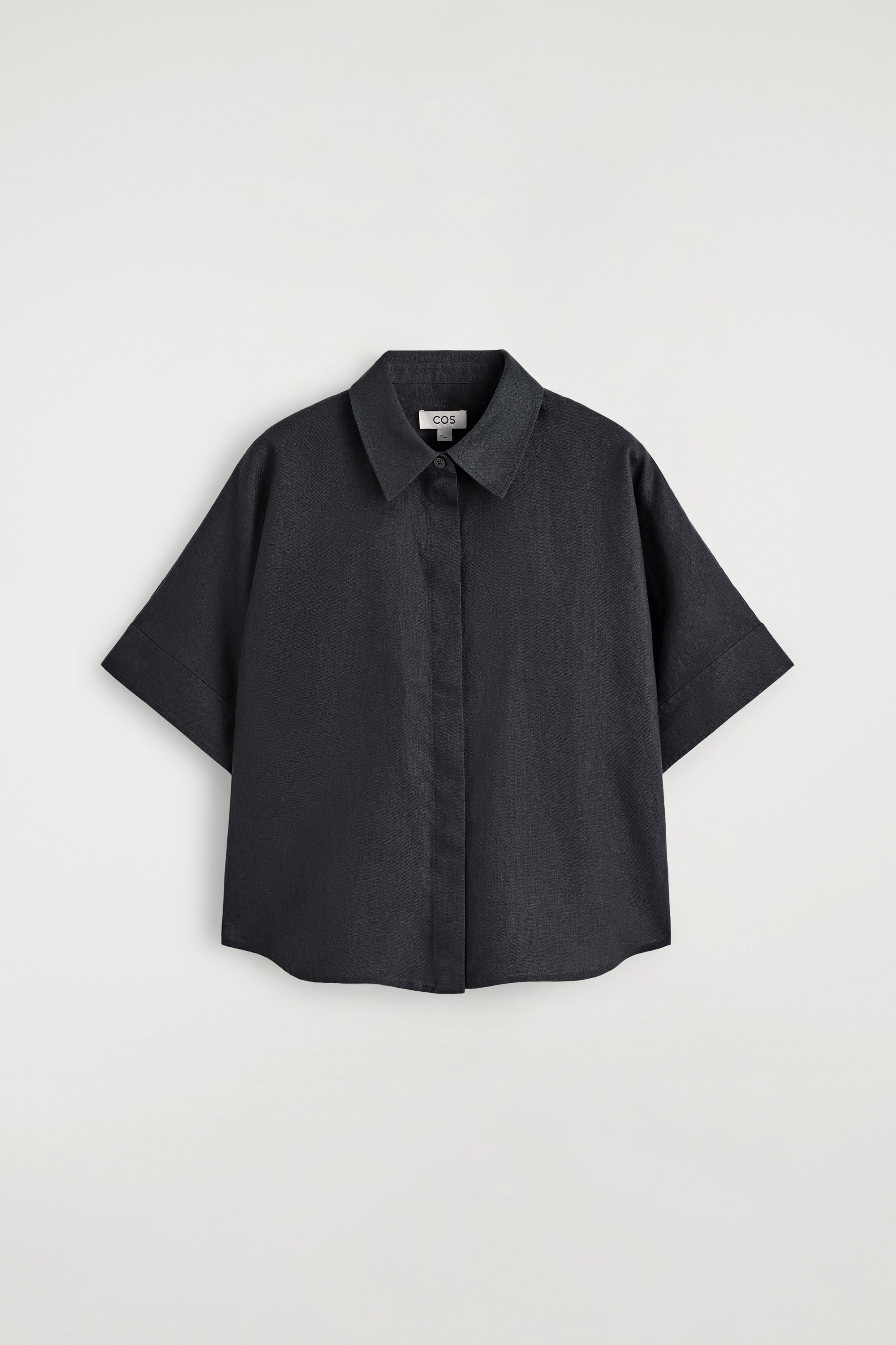 OVERSIZED SHORT-SLEEVED LINEN SHIRT - WASHED BLACK | COS US