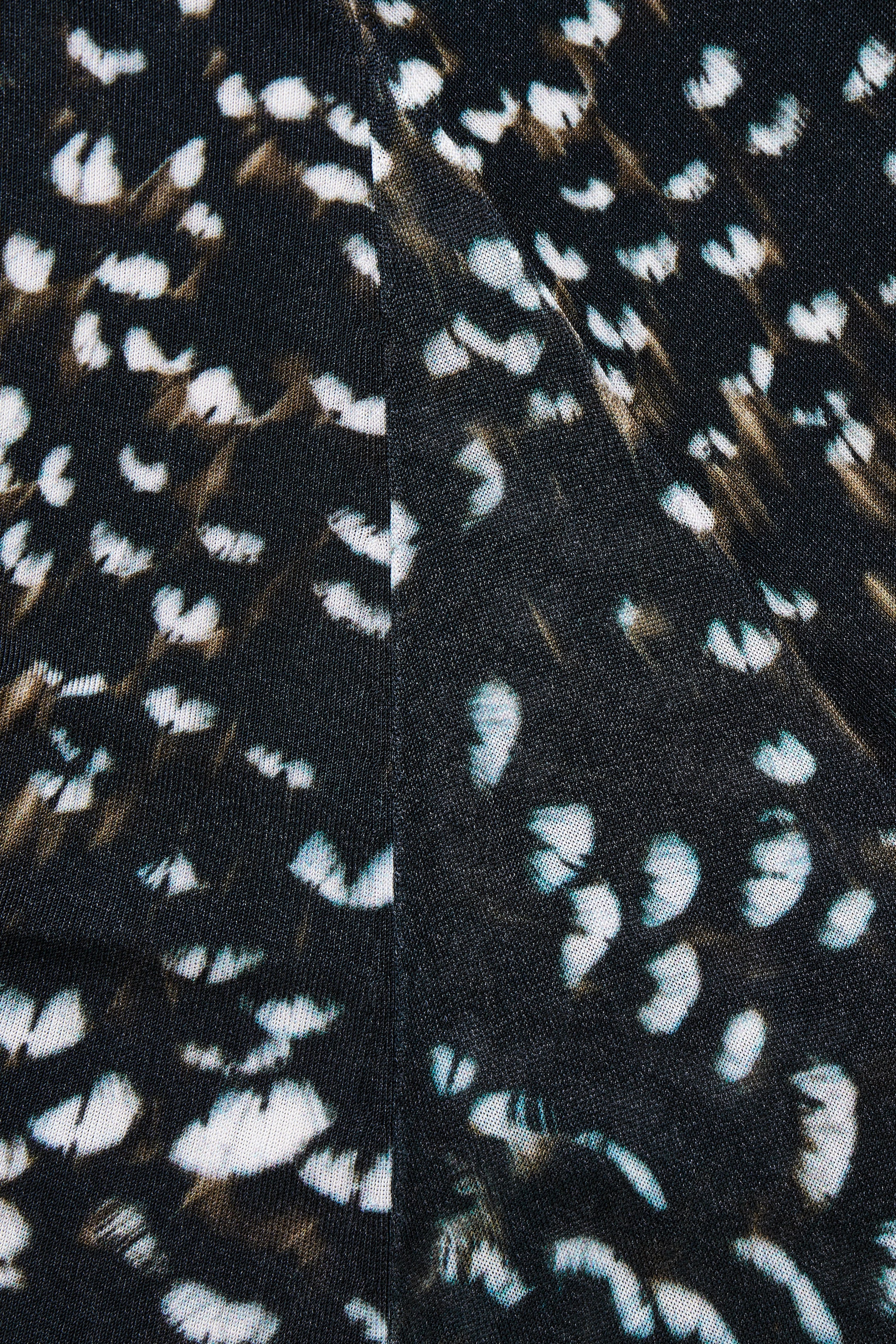 StillMedia/DescriptiveDetail