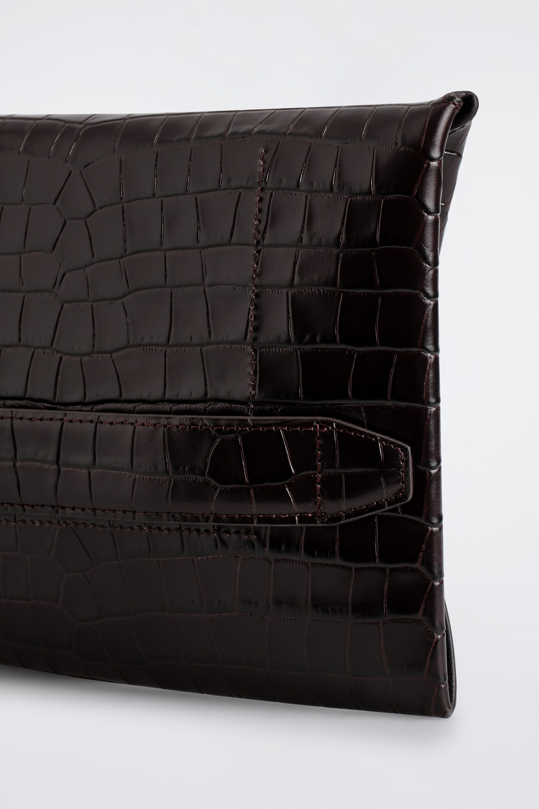 Ver imagem maior: Bolsa em pele com efeito crocodilo - CASTANHO - HOMEM | H&M PT 4