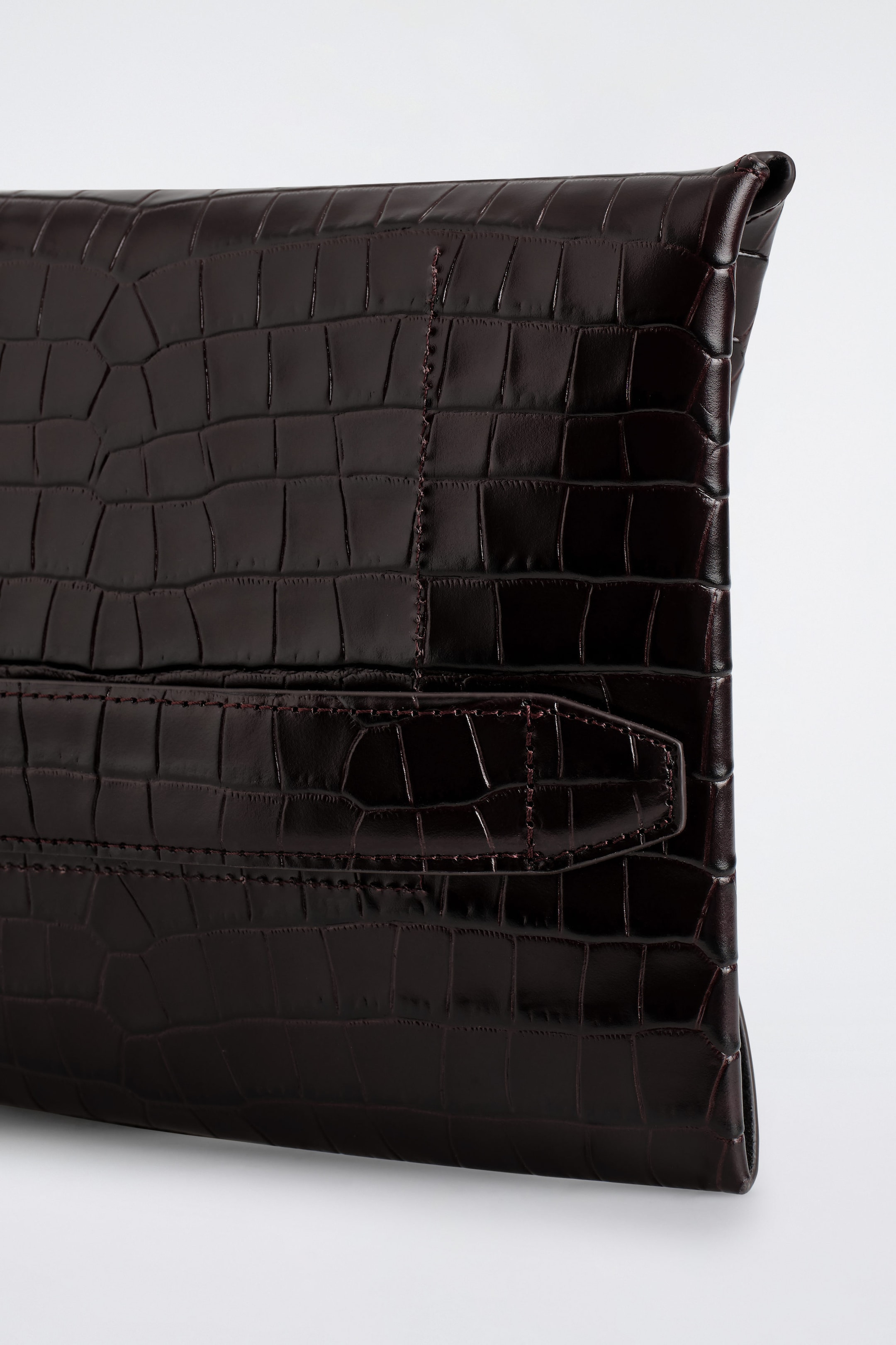 StillMedia/DescriptiveDetail