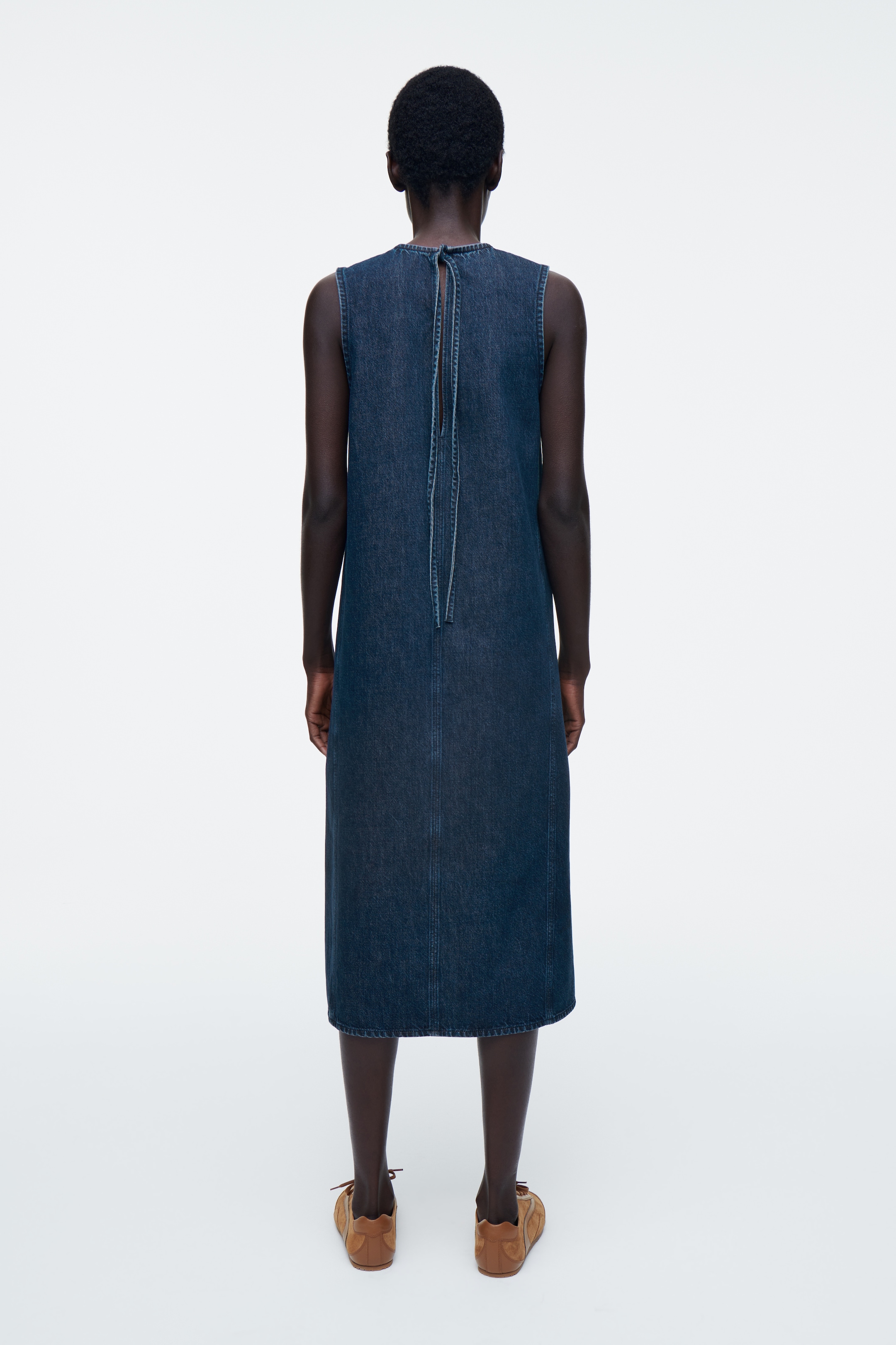 Se større billede: ÆRMELØS MIDIKJOLE I DENIM - BLÅ - DAME | H&M DK 4