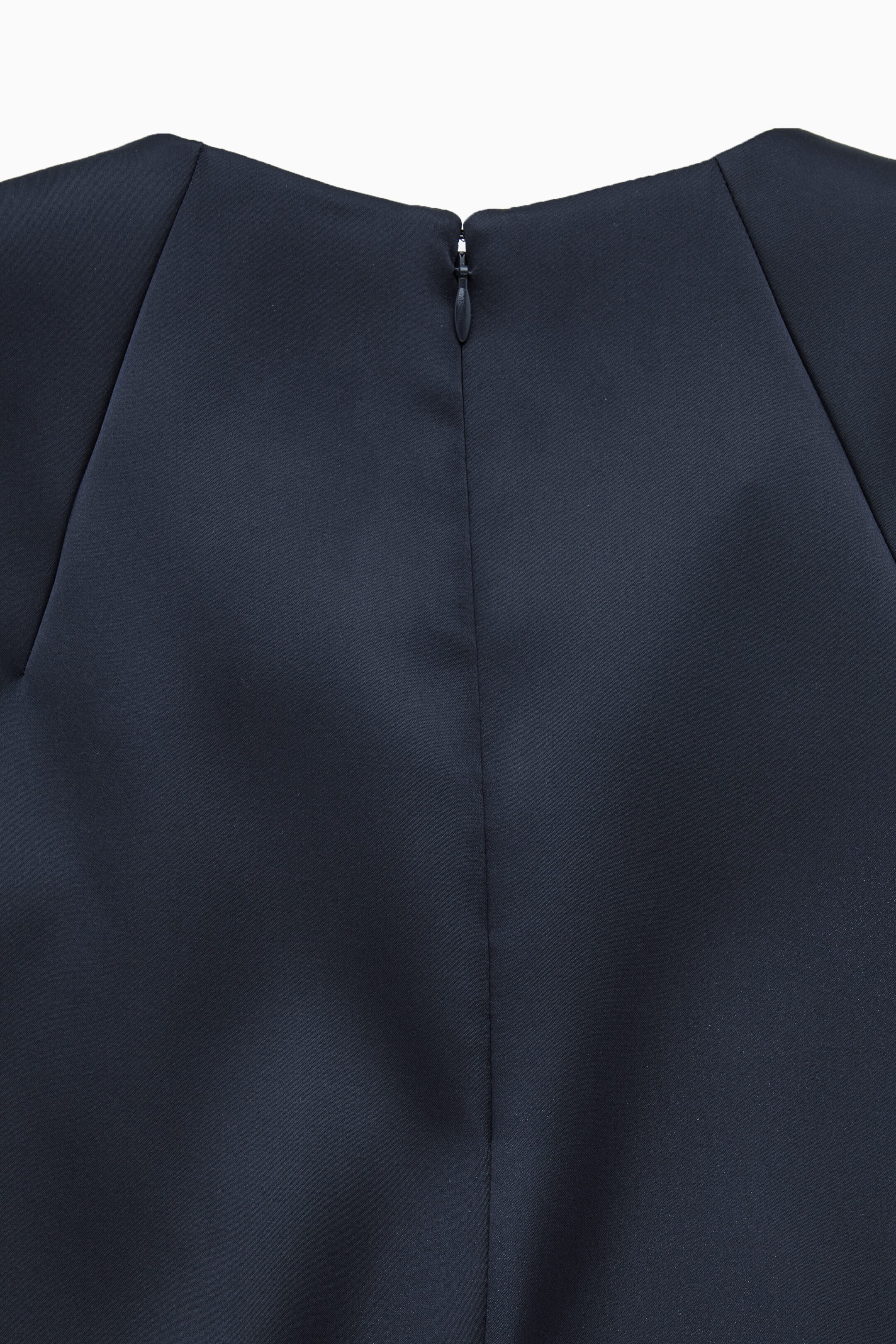 StillMedia/DescriptiveDetail