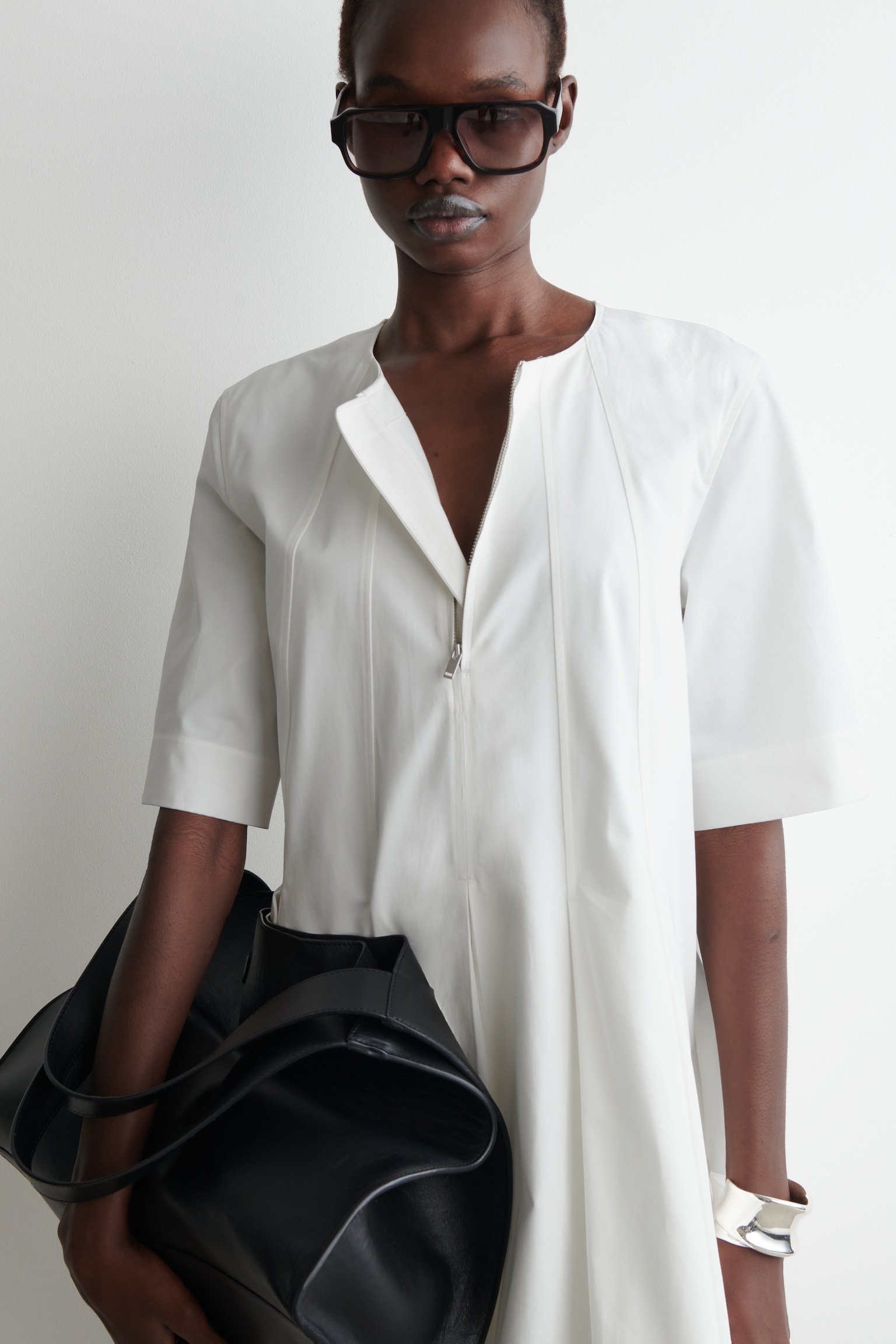 ROBE COURTE PLISSÉE ET ZIPPÉE EN COTON - BLANC/BRUN FONCÉ/BRUN - 3
