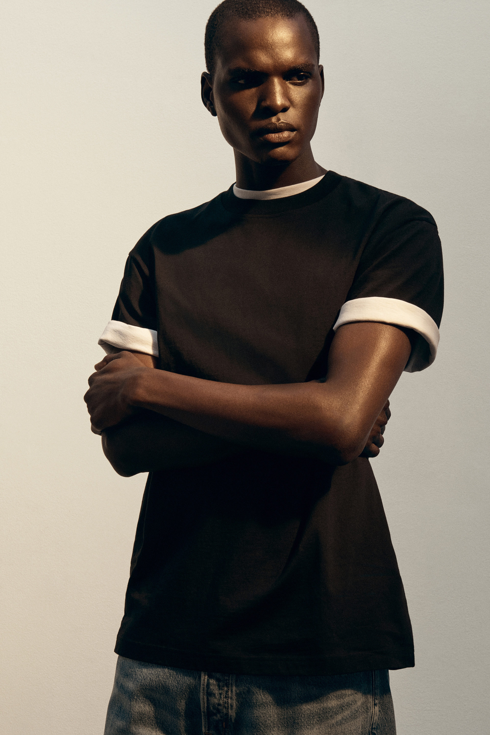 Tシャツ・カットソー MALO BLACK COTTON T-SHIRT T102 Little T Shirt - Black | FM 669 | Made in NYC | USA