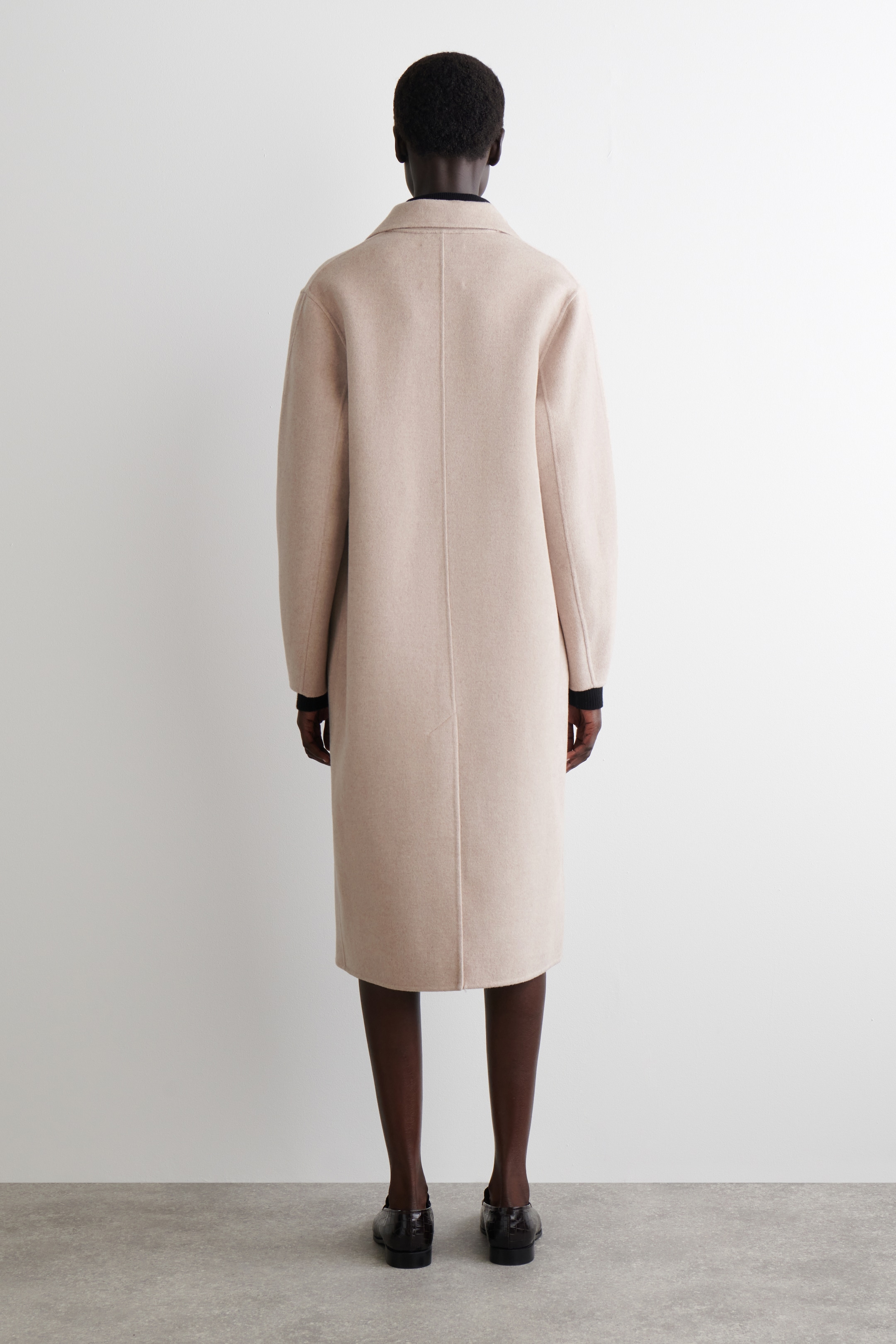 Zobraziť väčší obrázok: DOUBLE-FACED WOOL LONG COAT - SVETLO BÉŽOVÁ - ŽENY | H&M SK 3