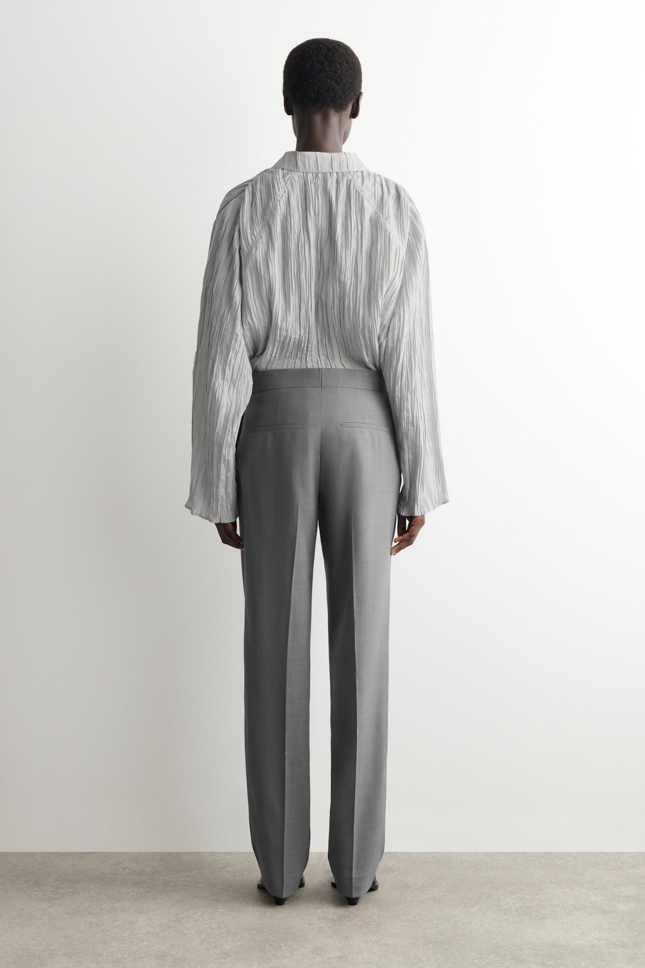 TAILORED WOOL STRAIGHT-LEG PANTS — GRAPHITE