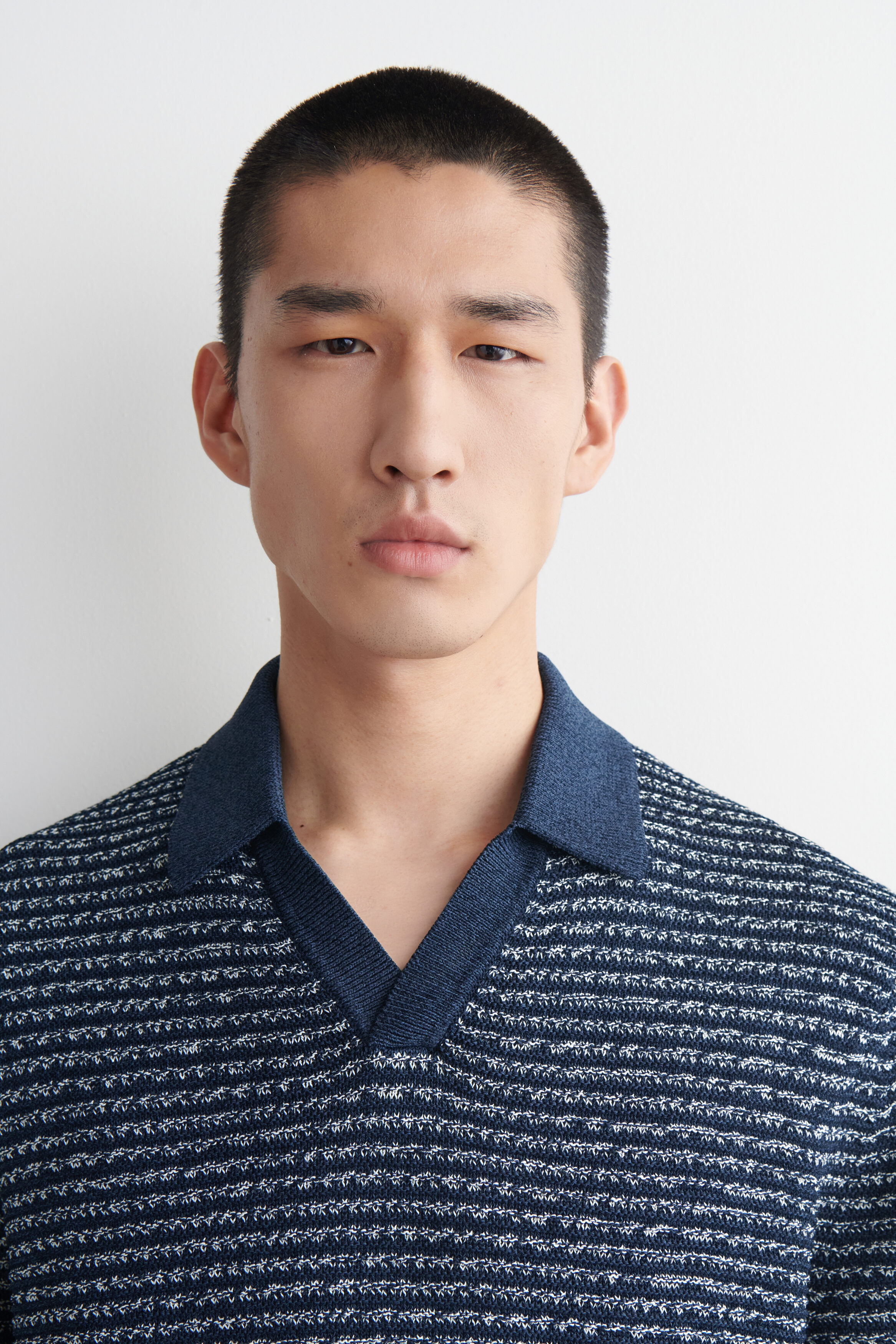 STRIPED OPEN-KNIT POLO SHIRT - NAVY / WHITE / STRIPED | COS US