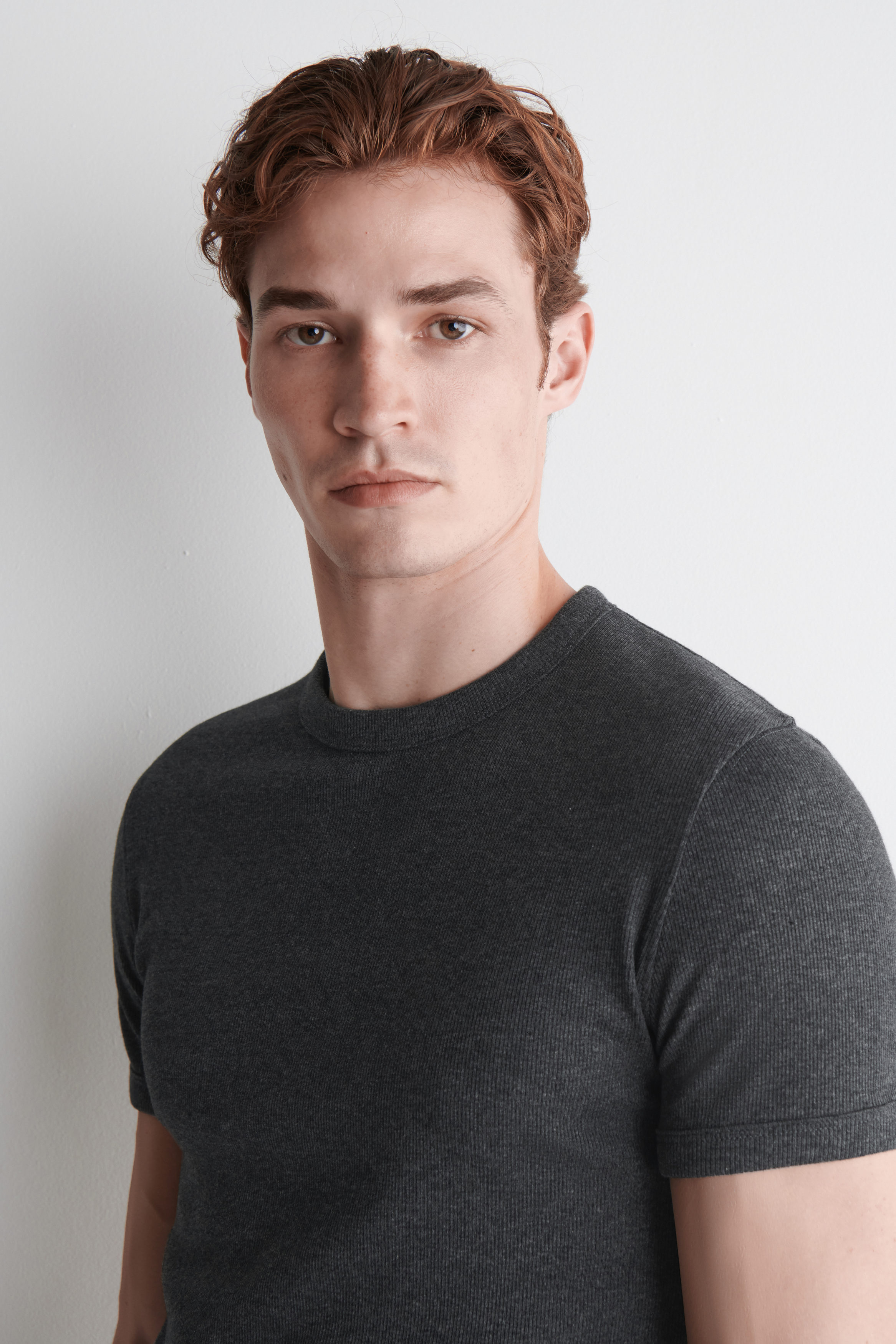 【PORTERNA】Crotty Button Ribbed T-shirt Ribbed Button-Front T-Shirt | Gap