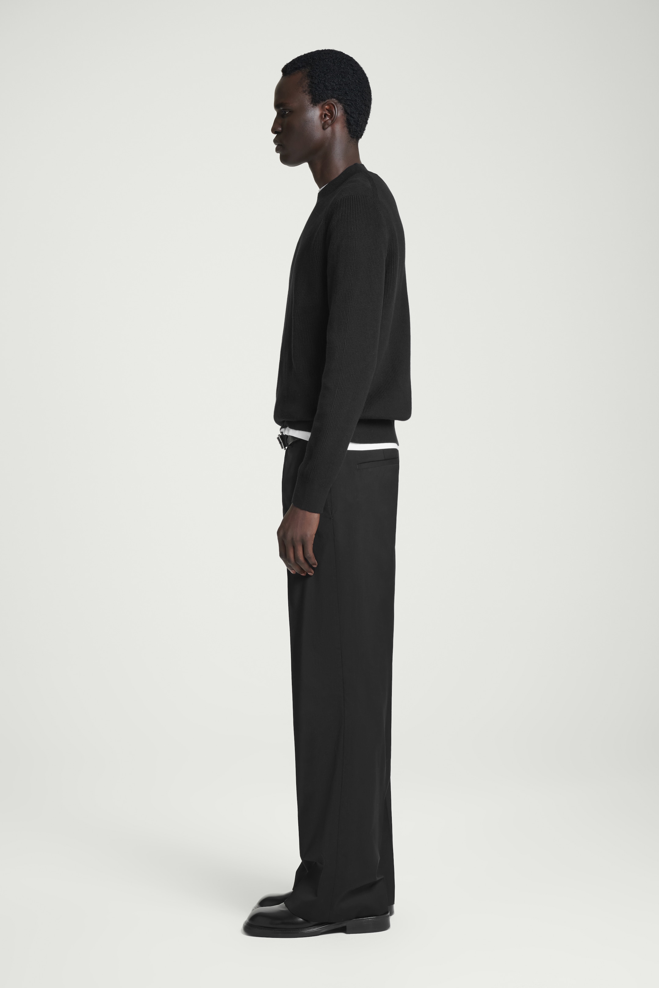Visualizza immagine più grande: MAGLIONE A COSTE IN COTONE DAL TAGLIO REGOLARE - NERO - UOMO | H&M IT 5