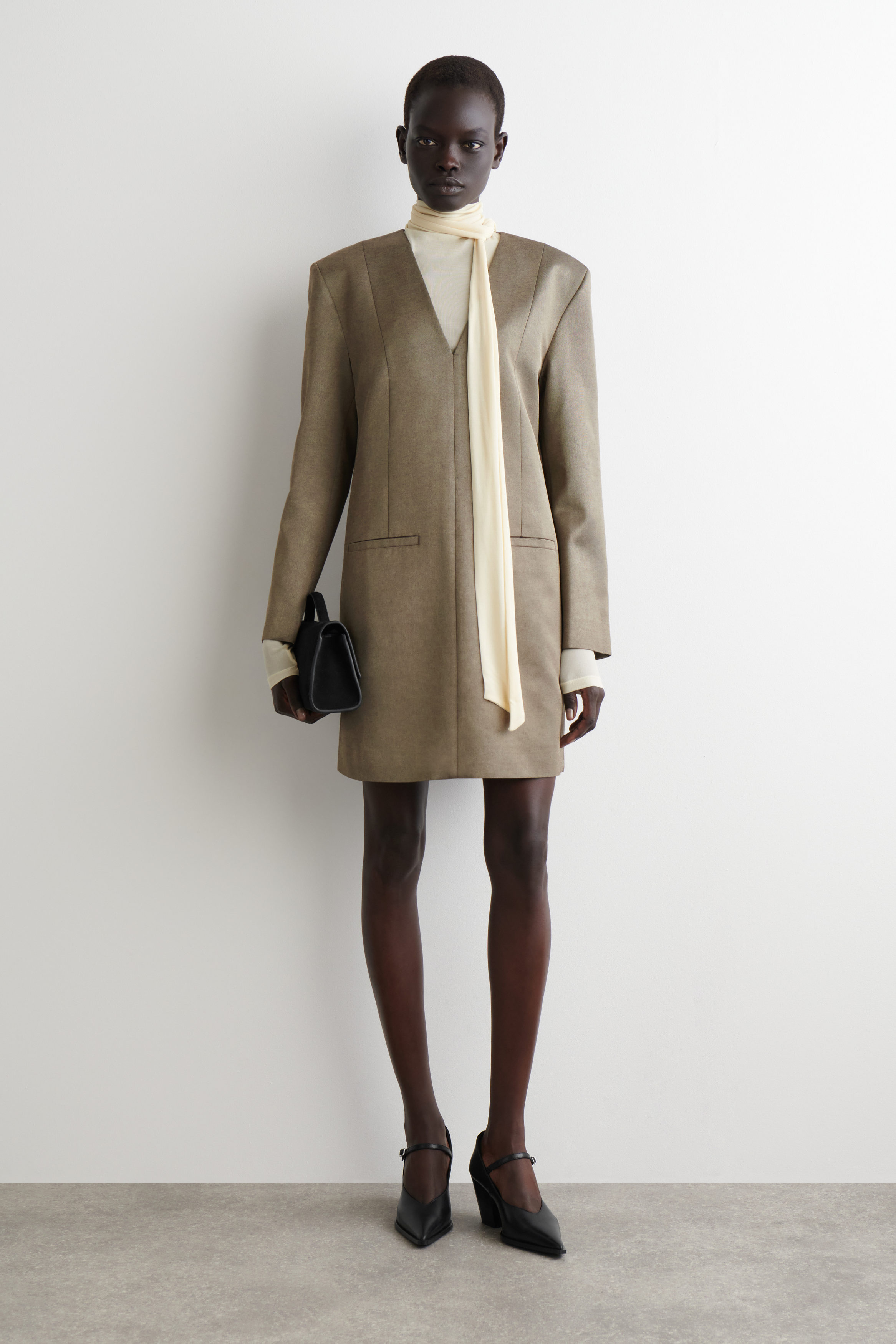 METALLIZED WOOL-BLEND TUXEDO DRESS - BRONZE | COS US