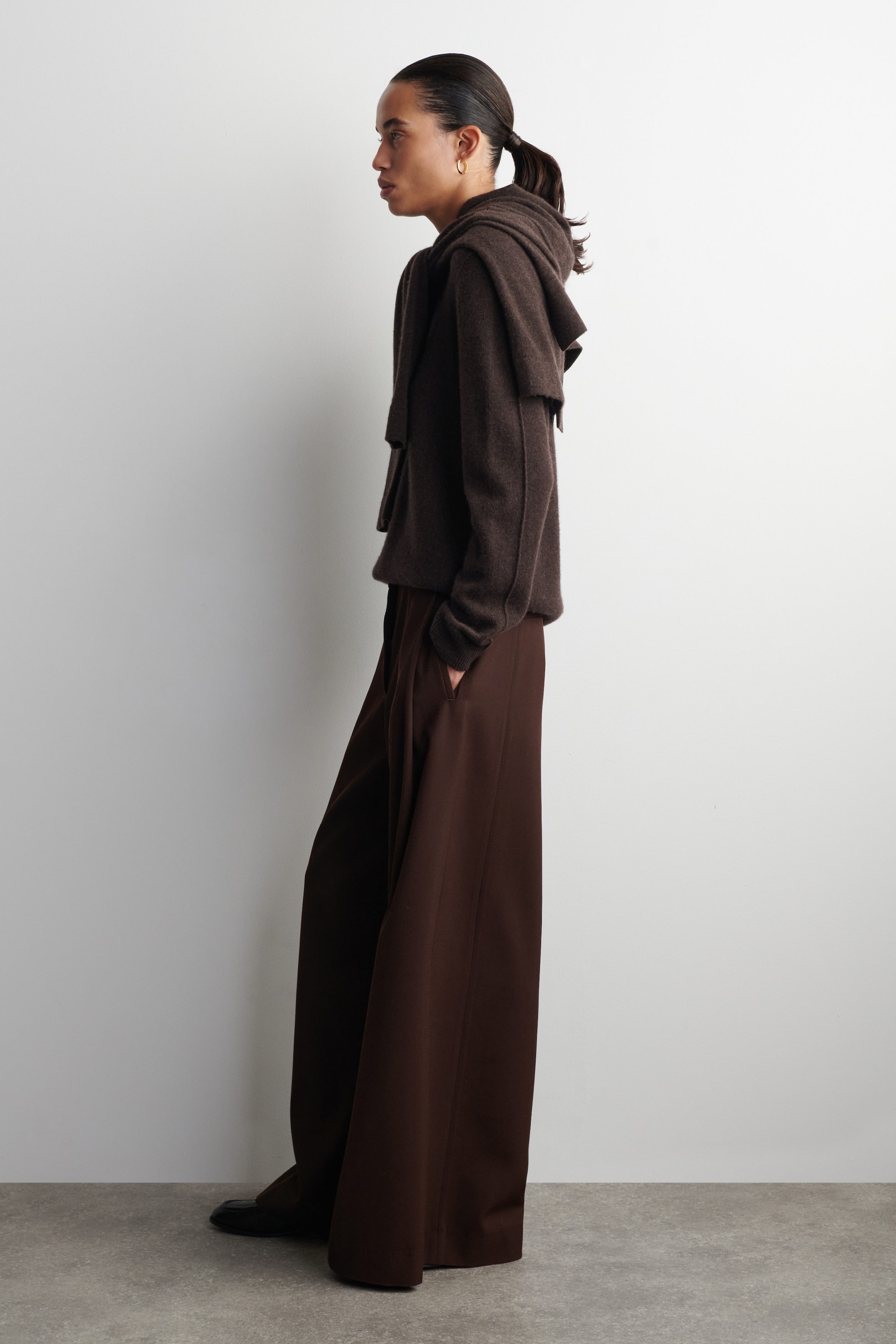 RELAXED WOOL-BLEND WIDE-LEG PANTS