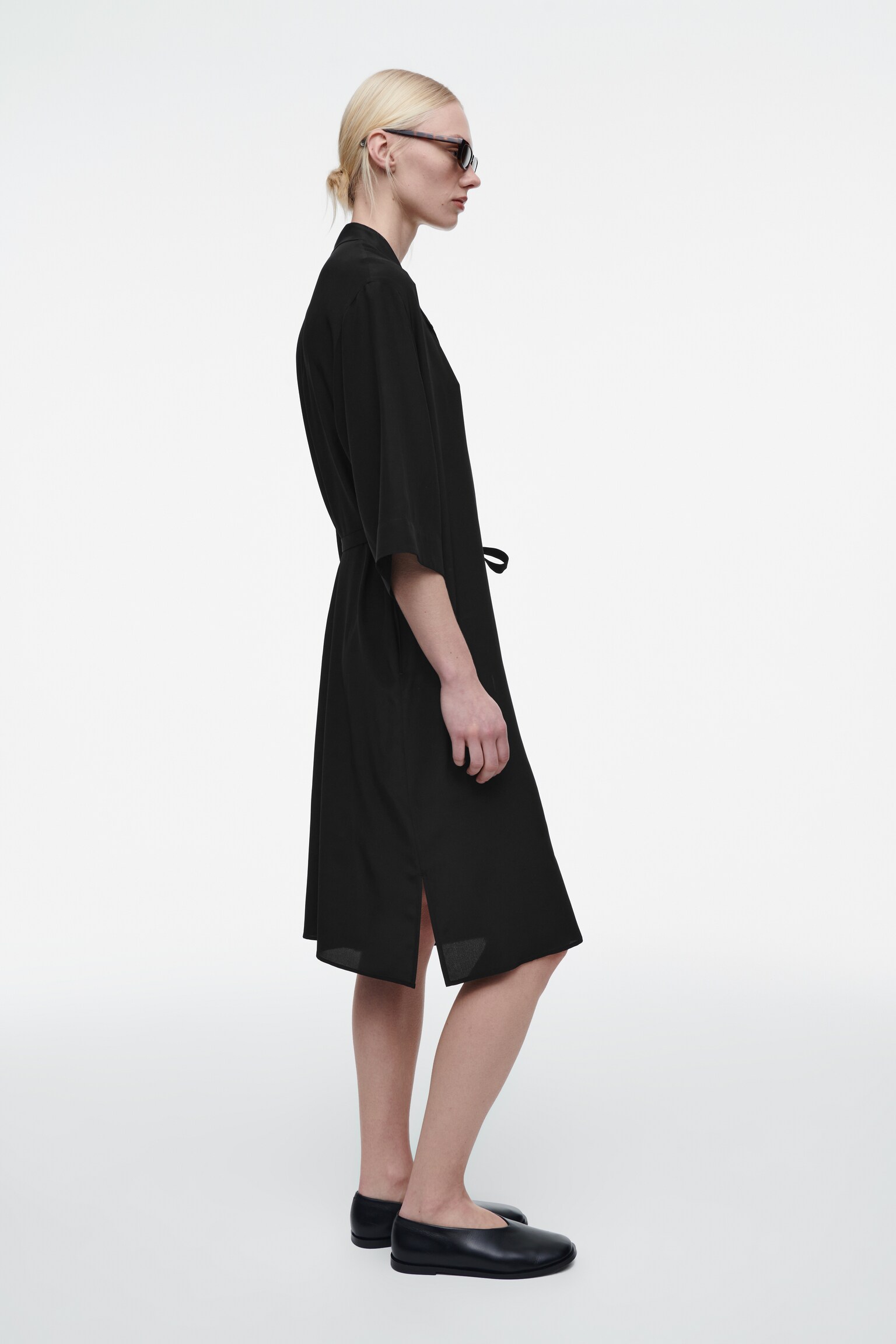 VESTIDO CAMISERO DE SEDA CON CINTURÓN - NEGRO - 3