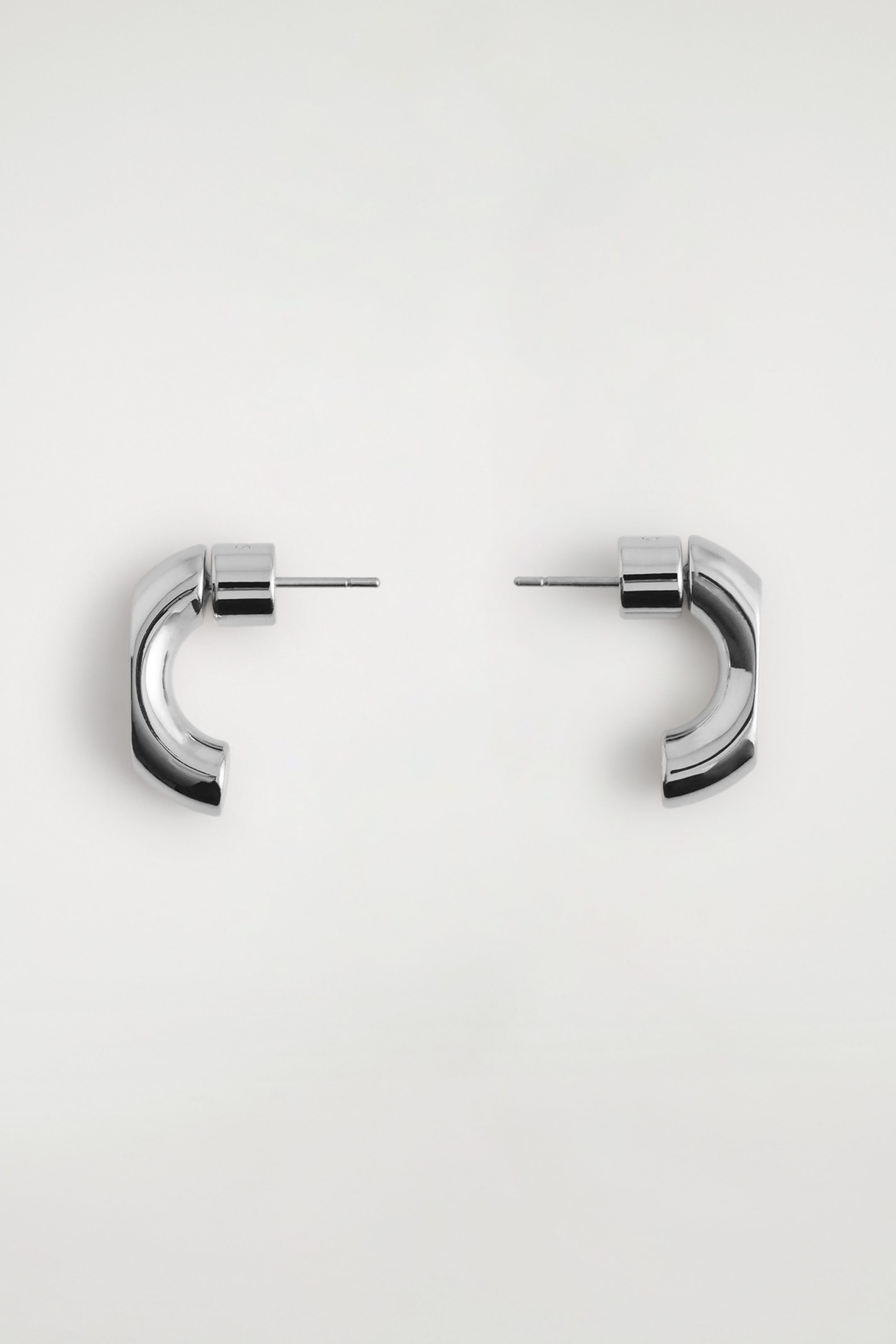 FACETED HOOP EARRINGS
