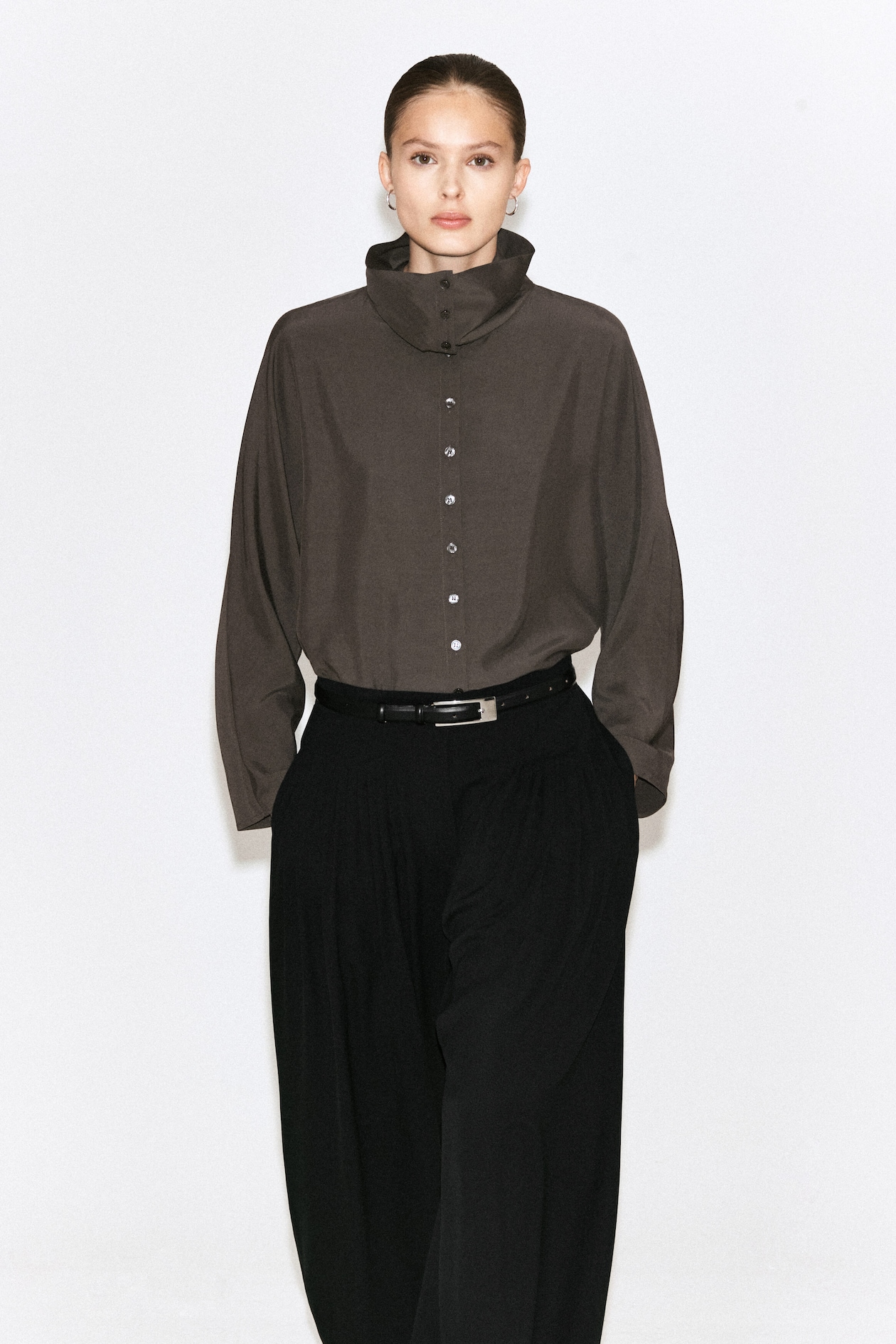 FLUID MOCK-NECK BLOUSE — GRAY