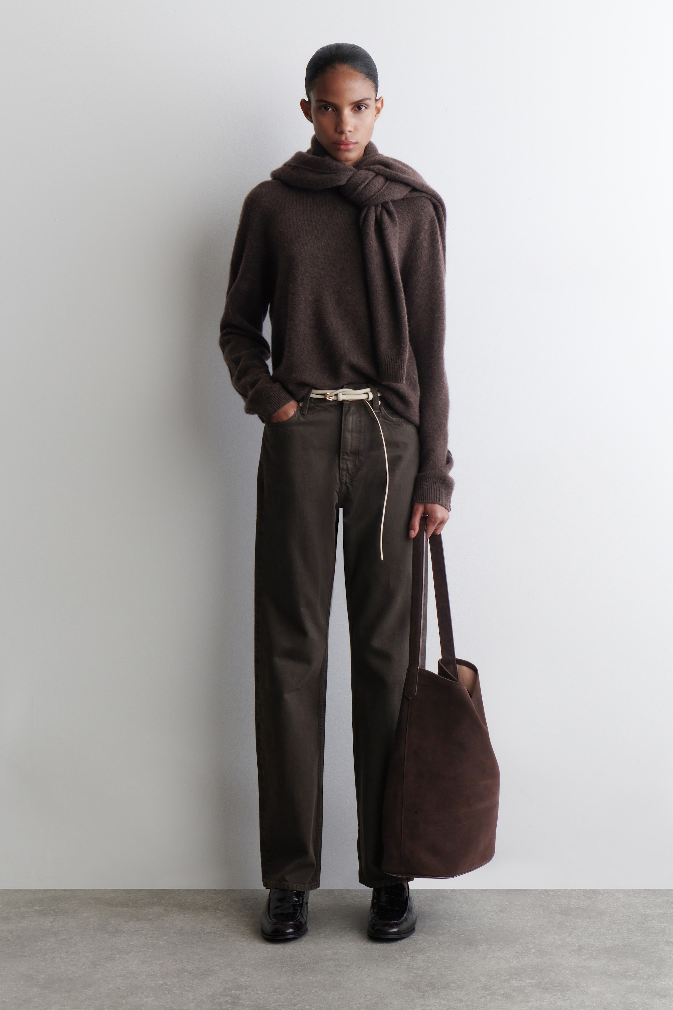 Agrandir l'image: JEAN REPRISE DROIT - BRUN FONCÉ - FEMME | H&M CH 1