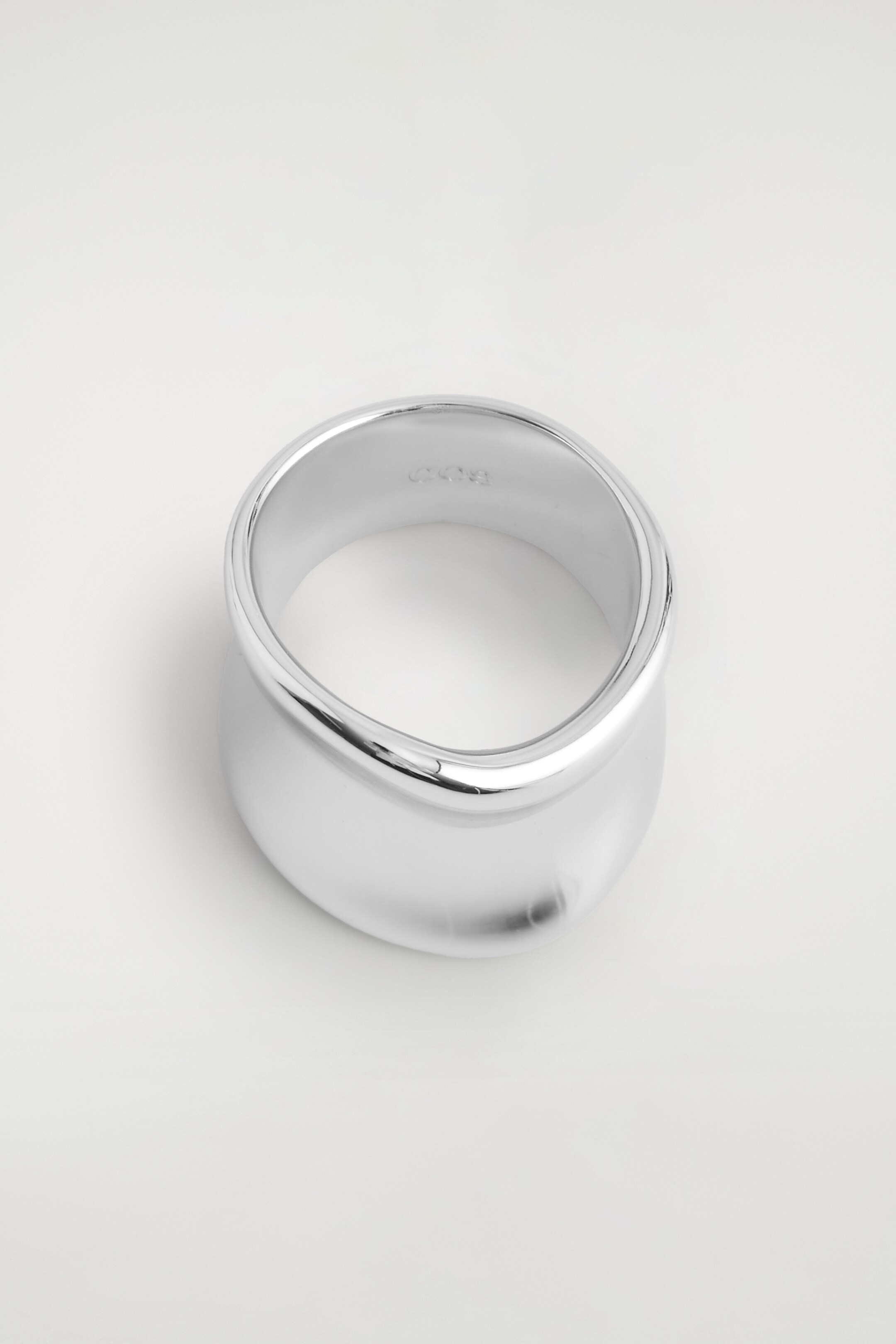 Visualizza immagine più grande: ANELLO DALLE LINEE SCOLPITE - ARGENTO - DONNA | H&M IT 3