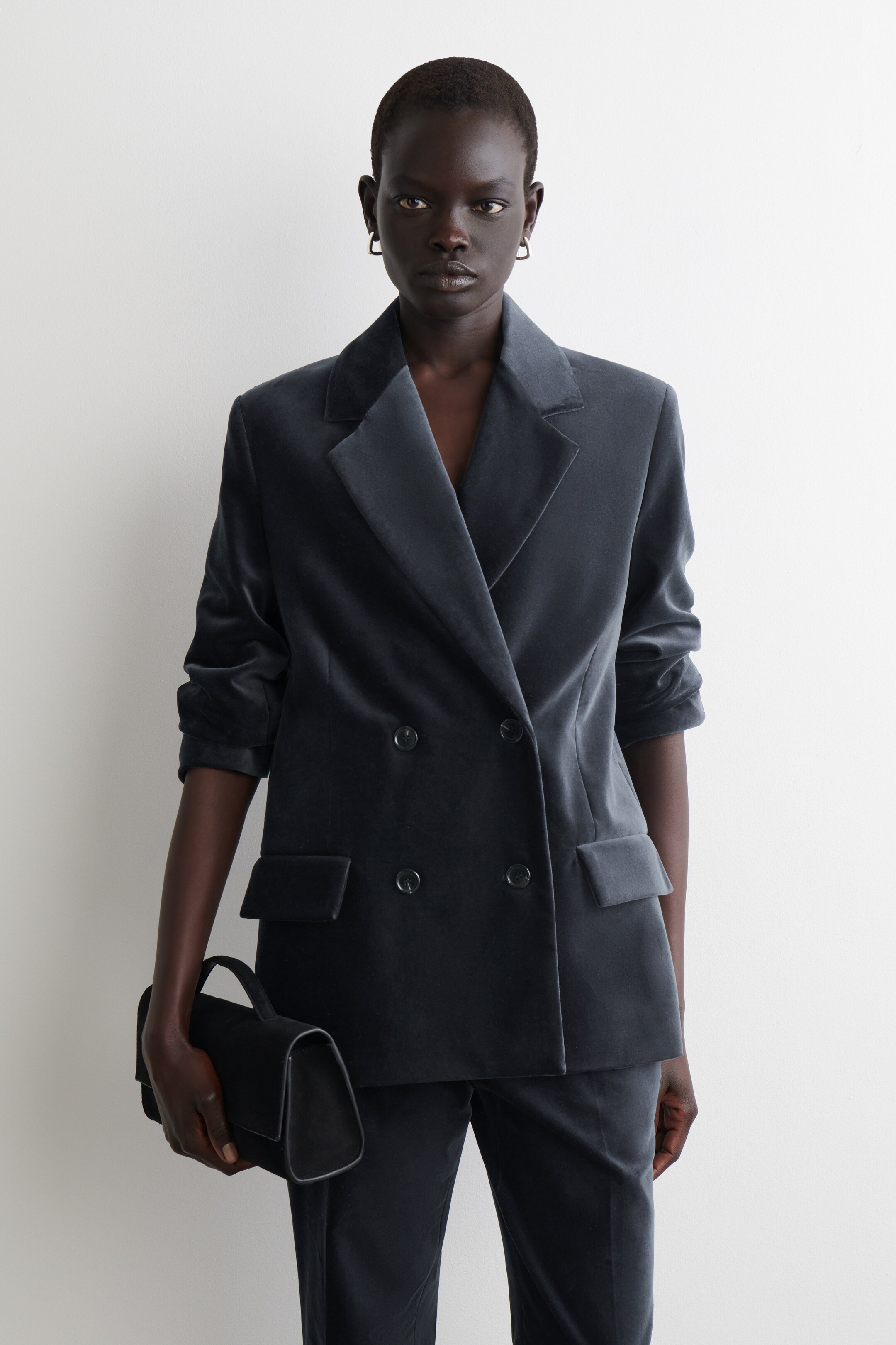 Visualizza immagine più grande: VELVET DOUBLE-BREASTED BLAZER - NAVY - DONNA | H&M IT 2