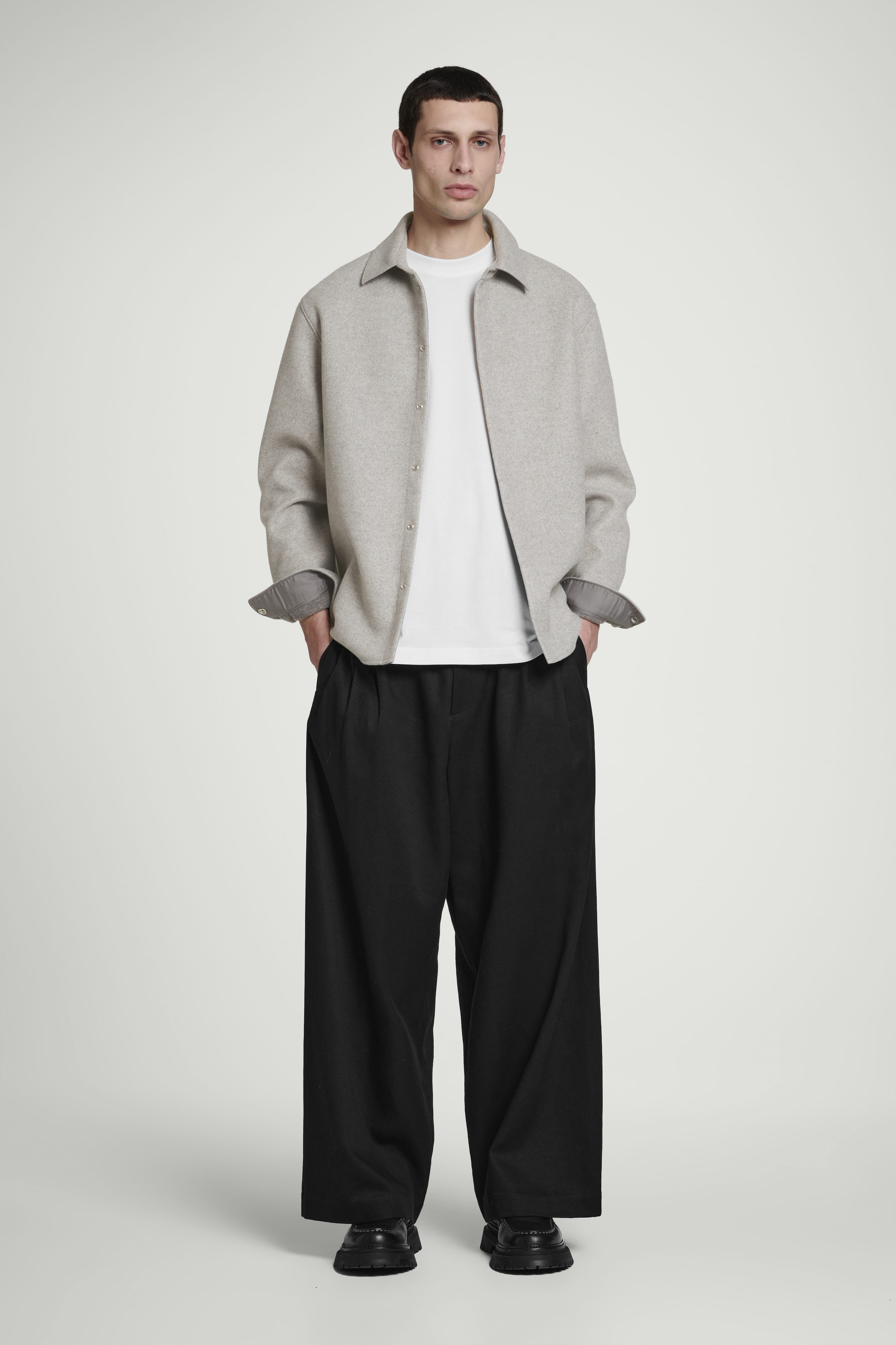 SLOUCHED T-SHIRT