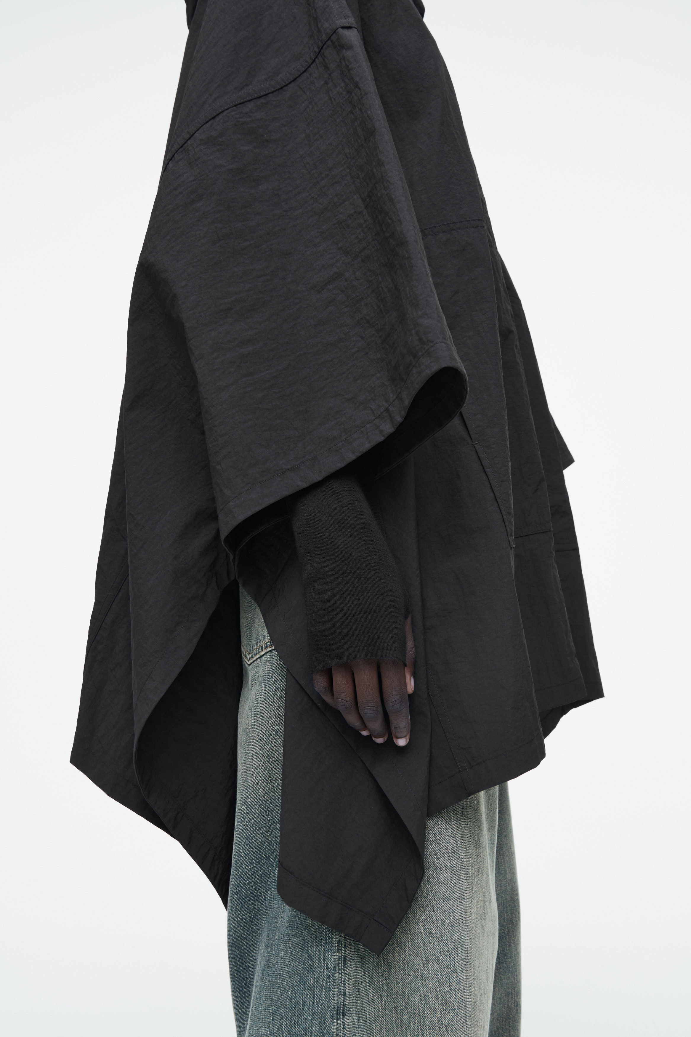 HOODED TRENCH COAT CAPE - BLACK | COS