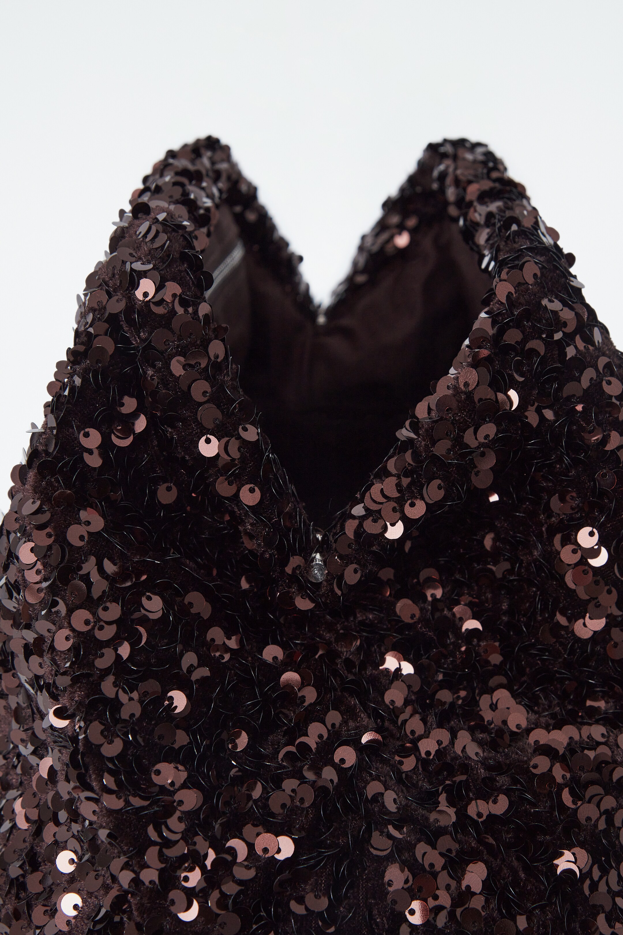 View larger image: OVERSIZED SEQUINNED FRAMED CLUTCH BAG - CHOCOLATE - Ladies | H&M GB 2